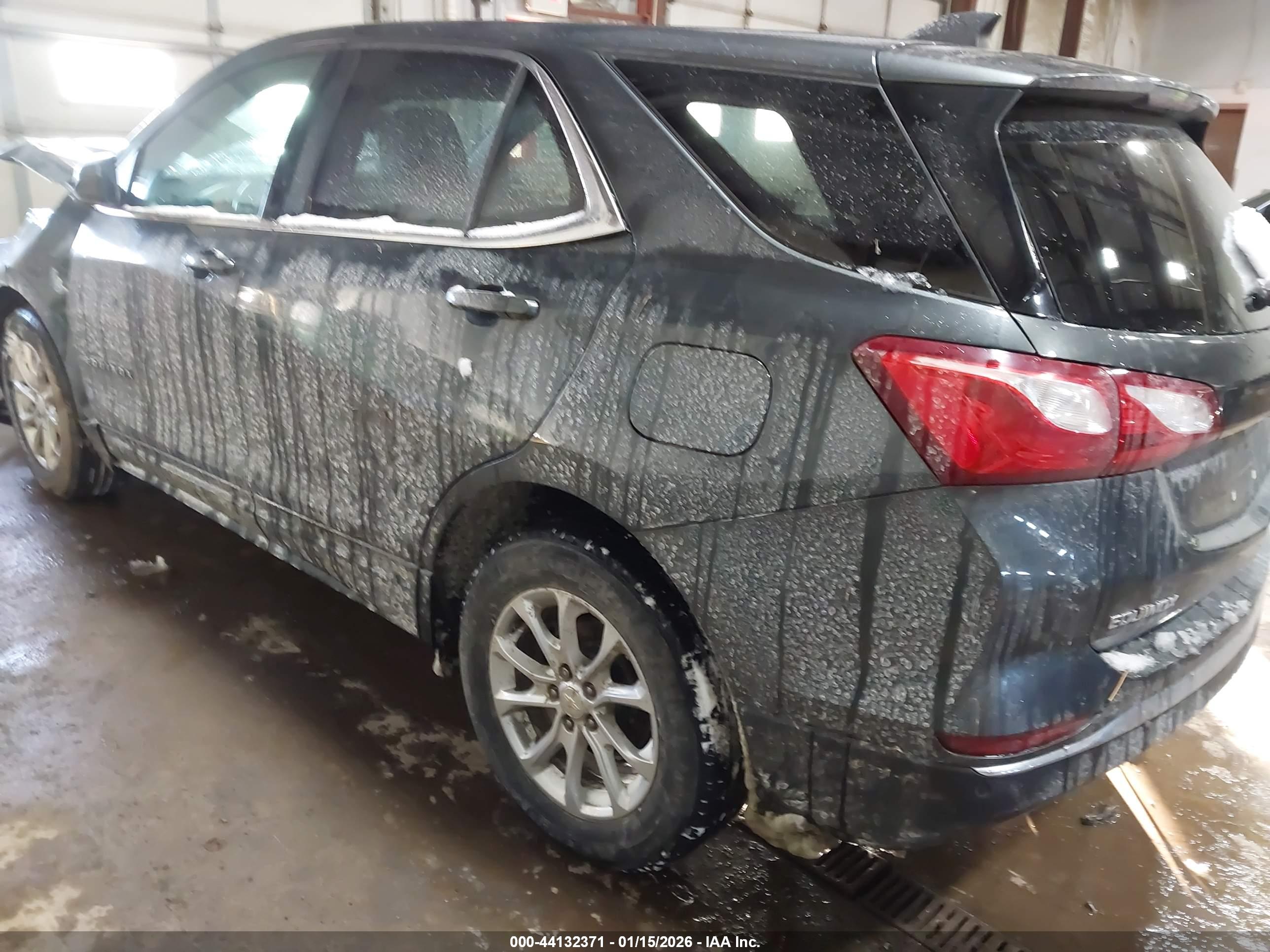 CHEVROLET EQUINOX image 3