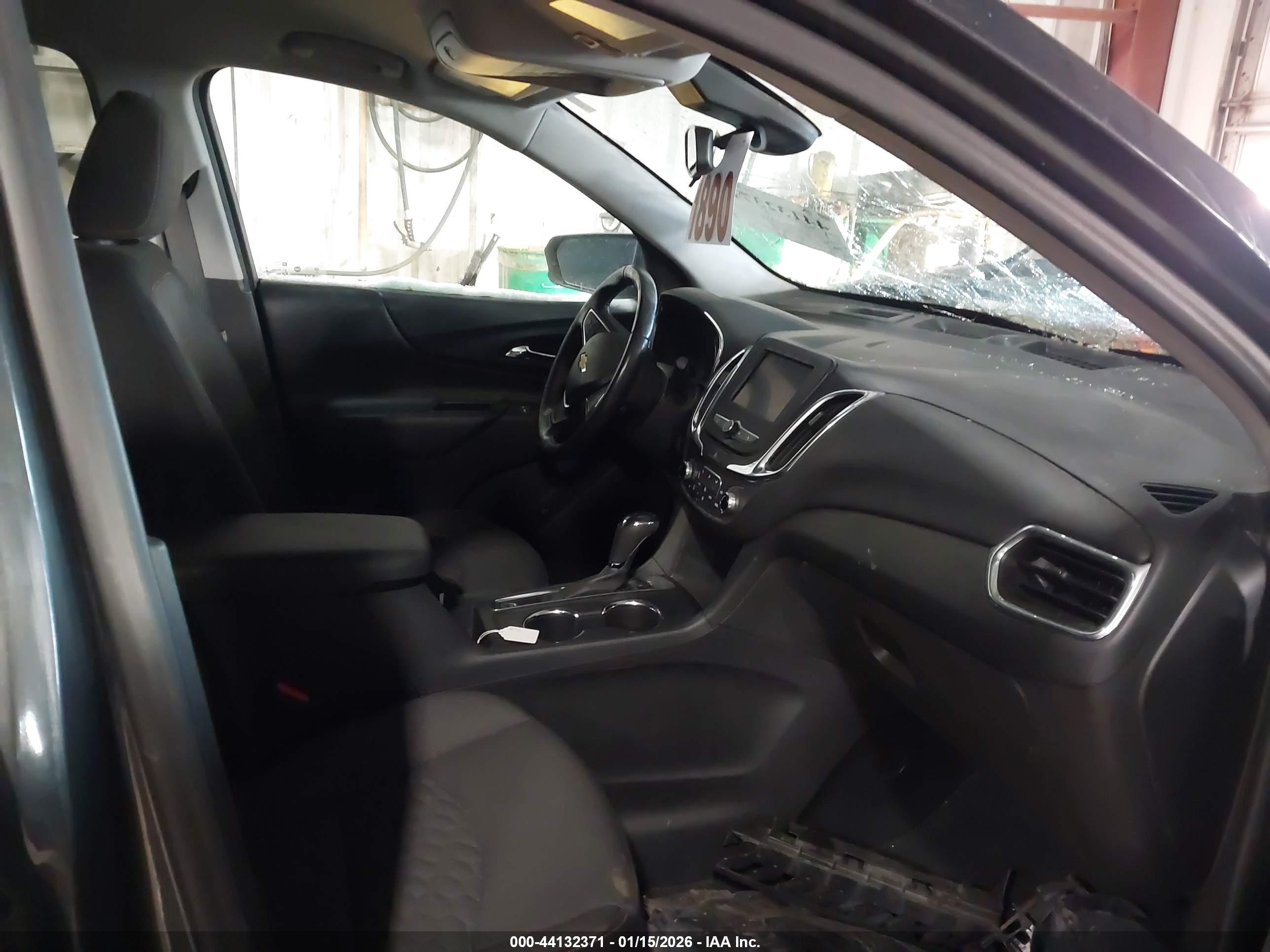 CHEVROLET EQUINOX image 5
