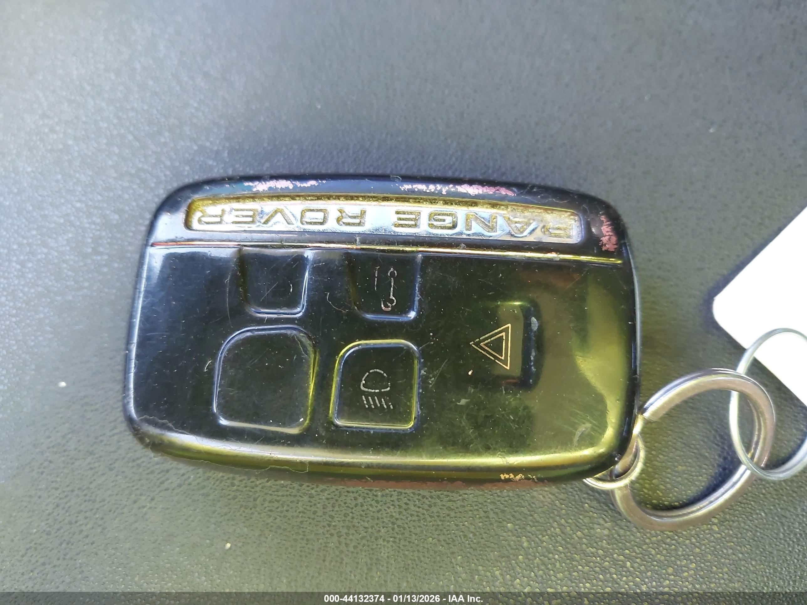 LAND ROVER image 11