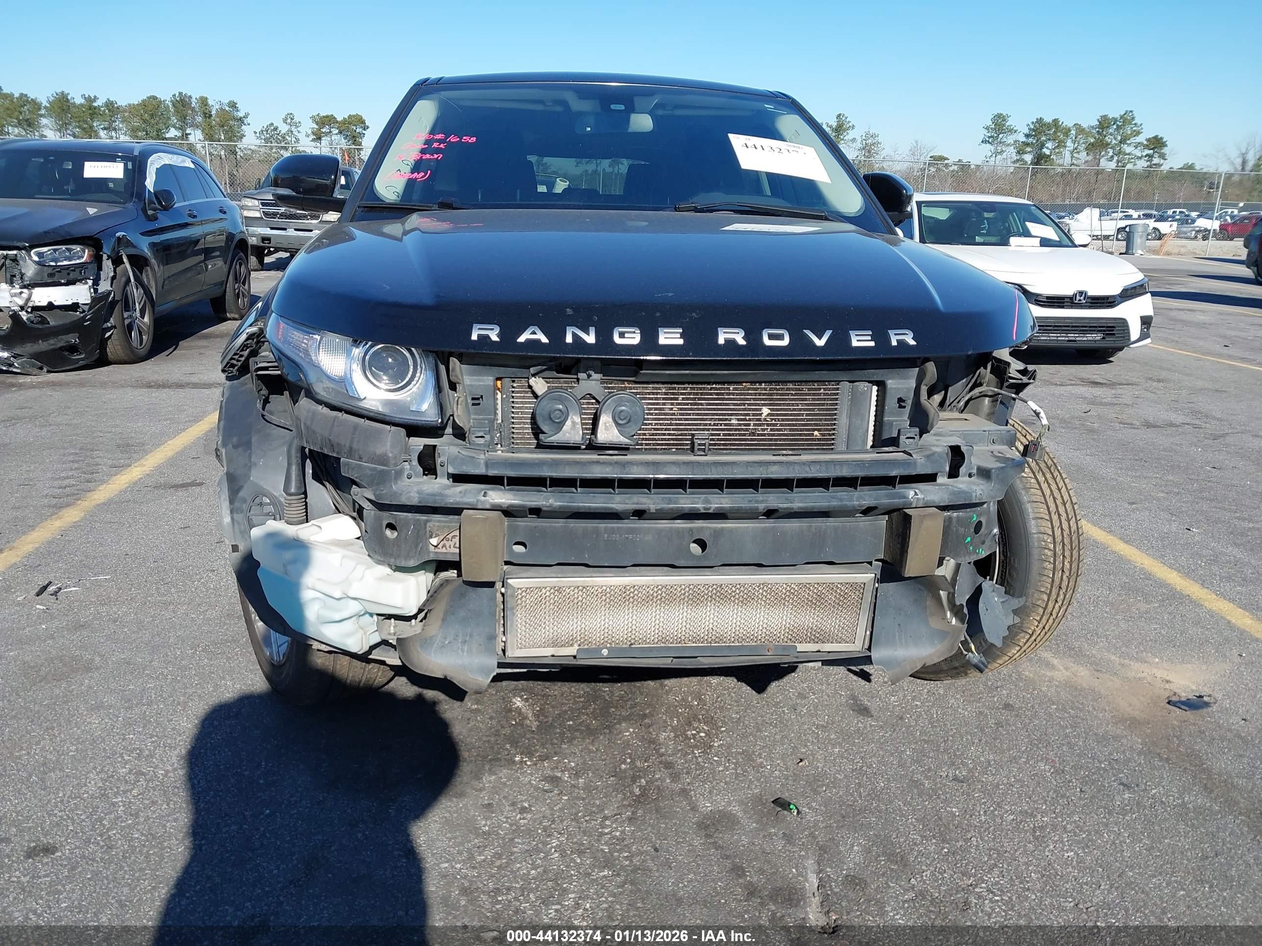 LAND ROVER image 6