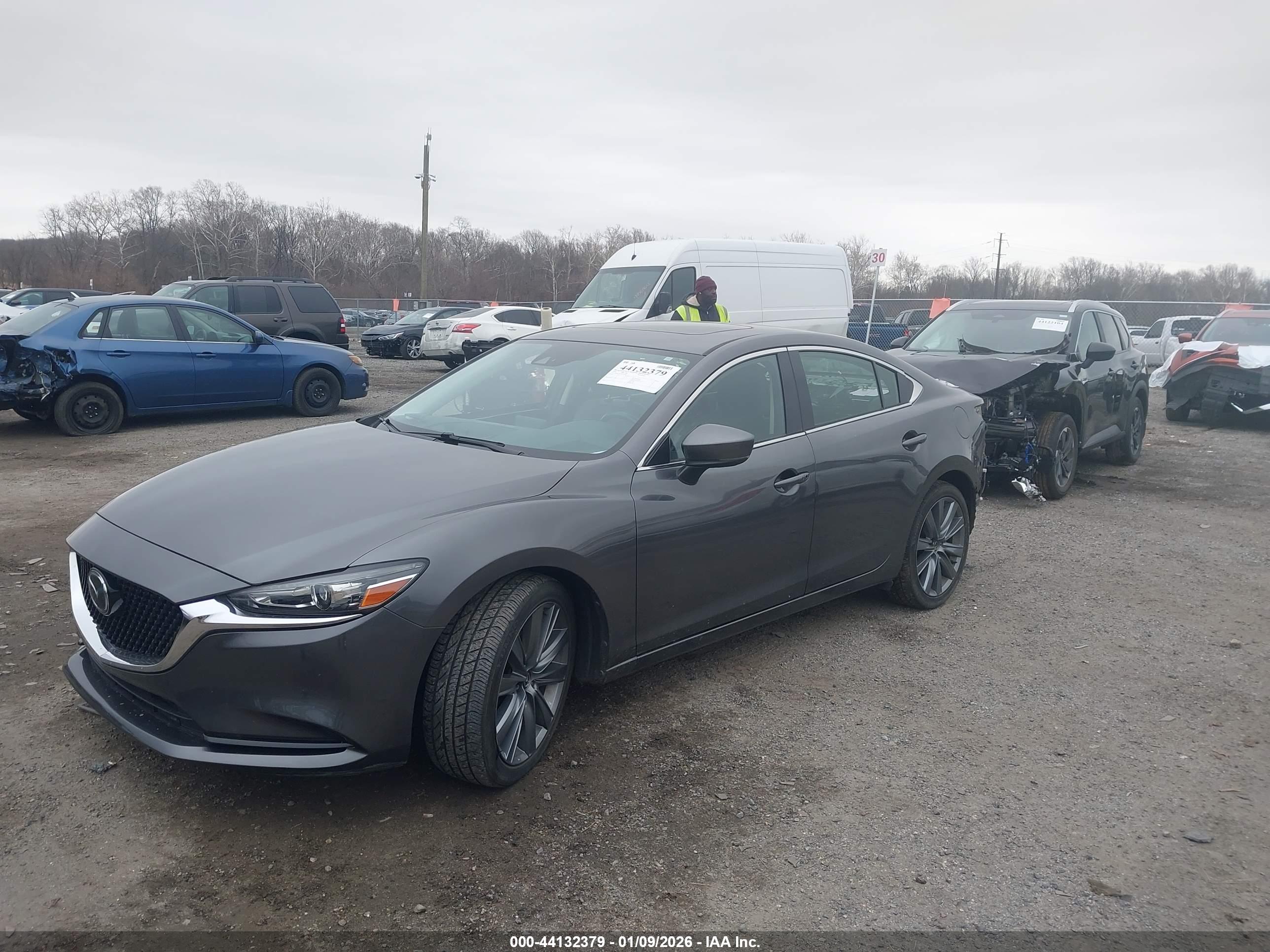 MAZDA MAZDA6 image 2