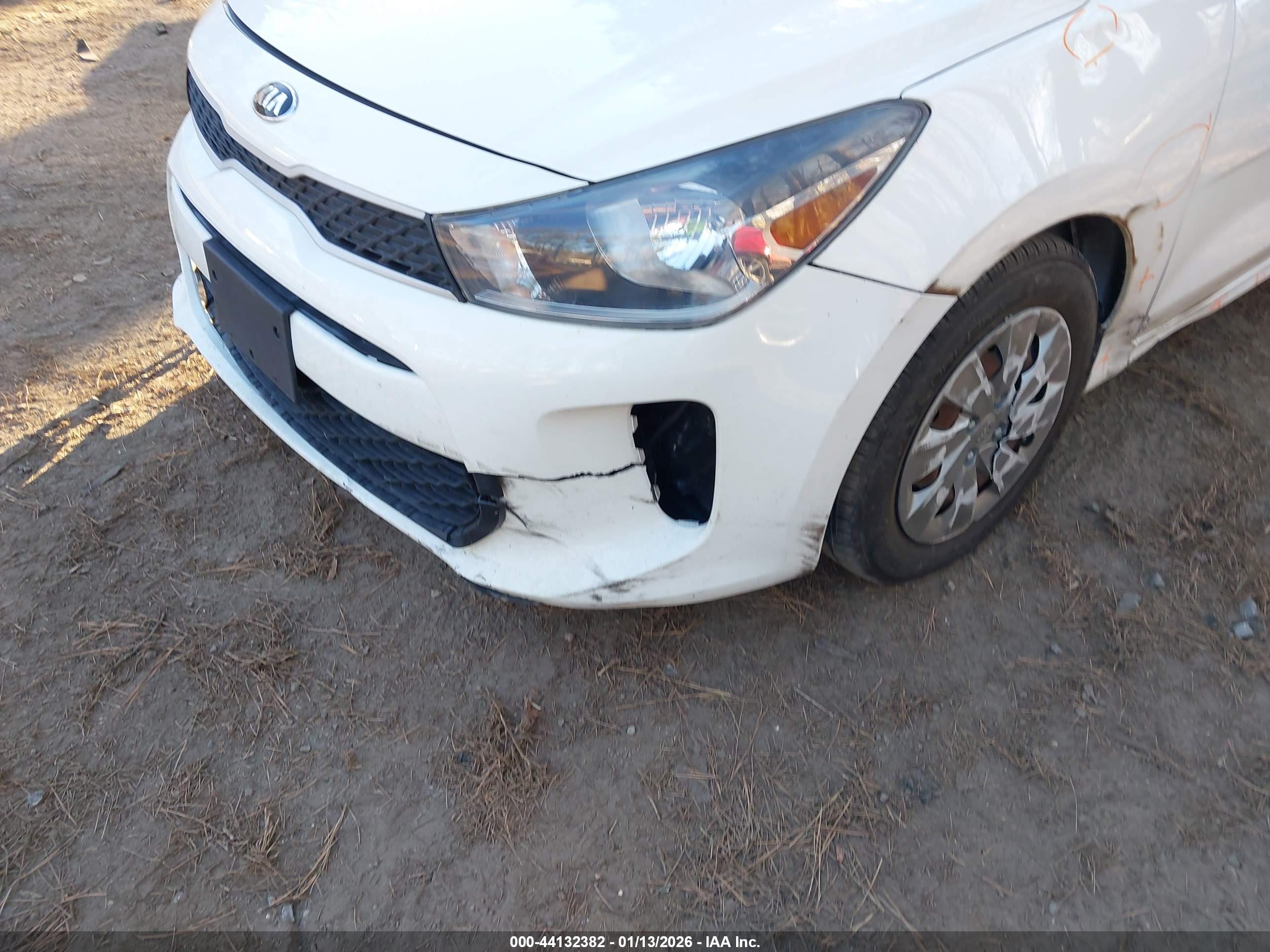 KIA RIO image 6