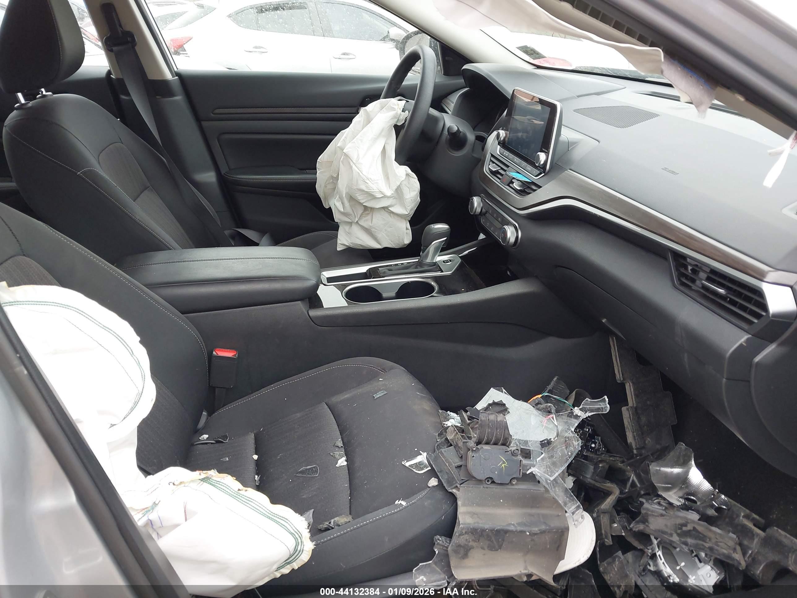 NISSAN ALTIMA image 5