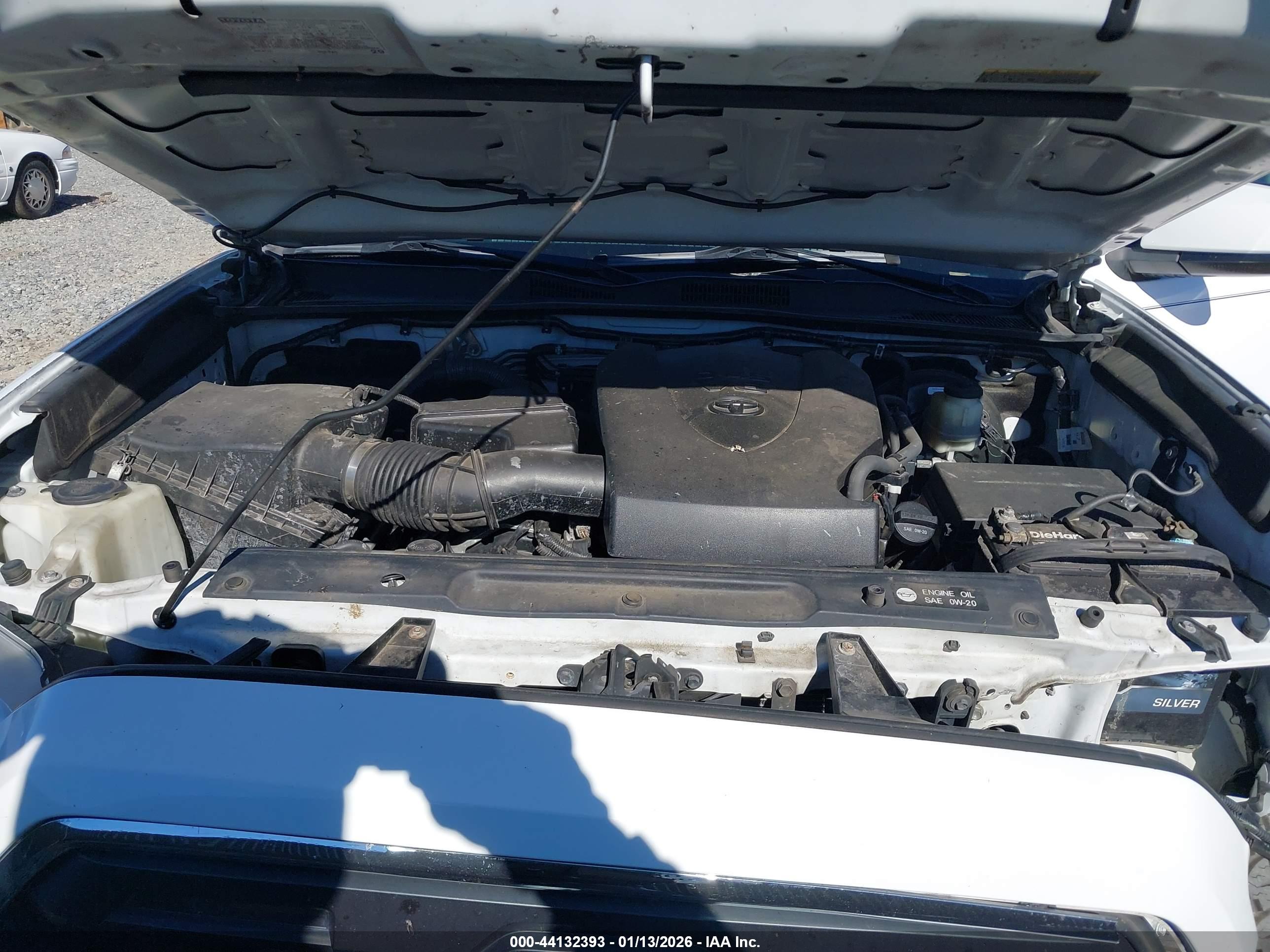 TOYOTA TACOMA image 10