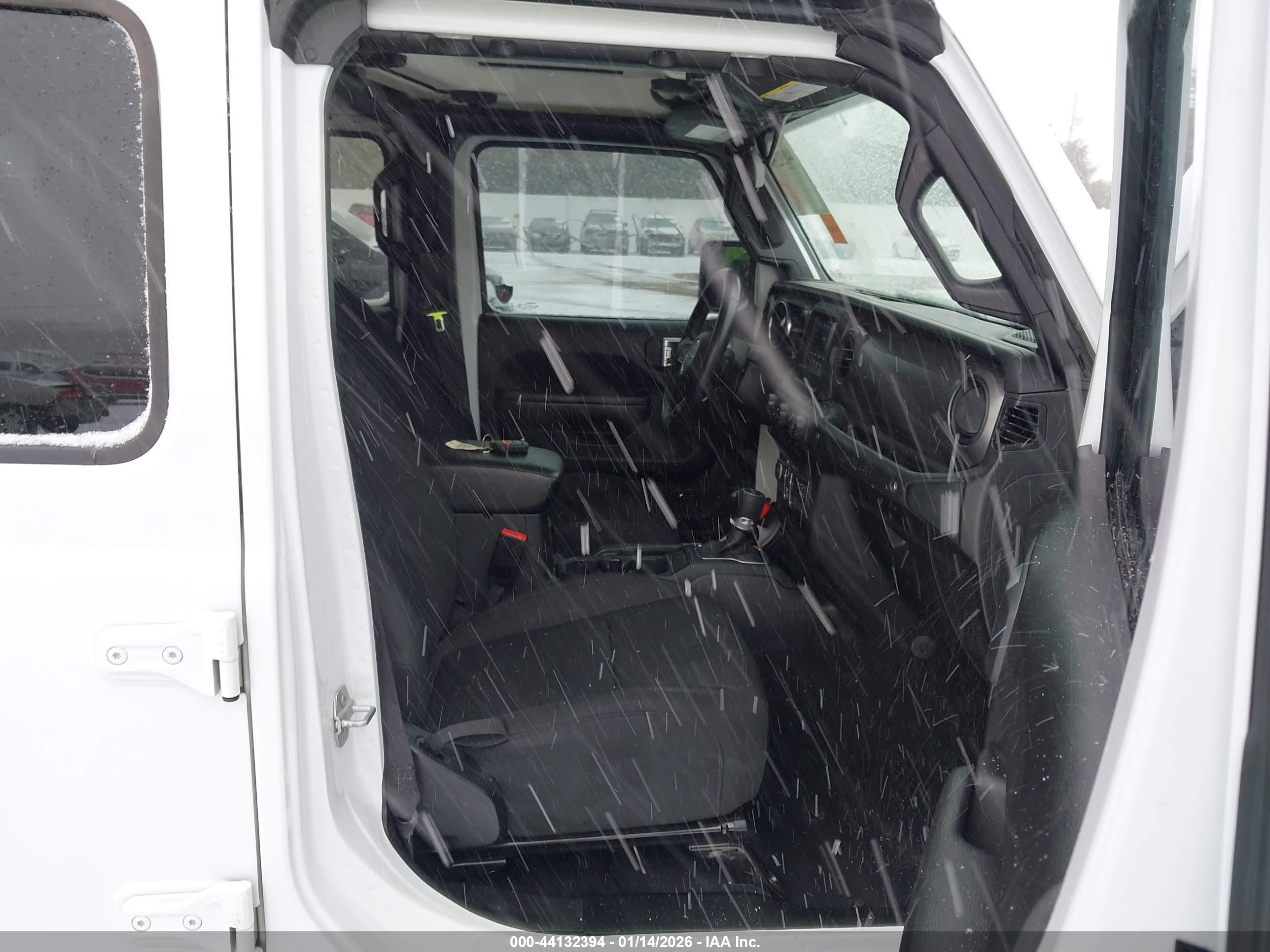 JEEP WRANGLER image 5