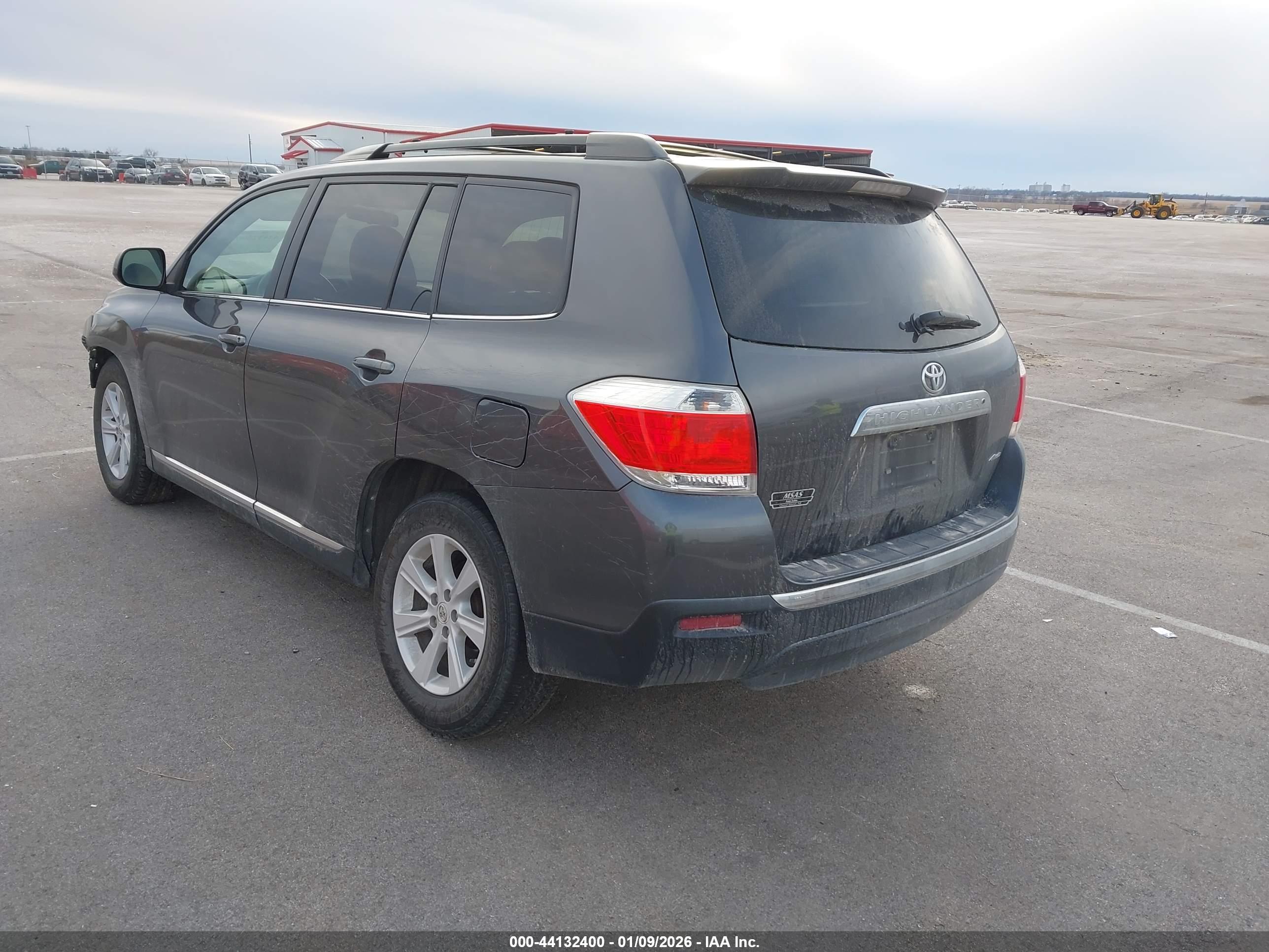 TOYOTA HIGHLANDER image 3