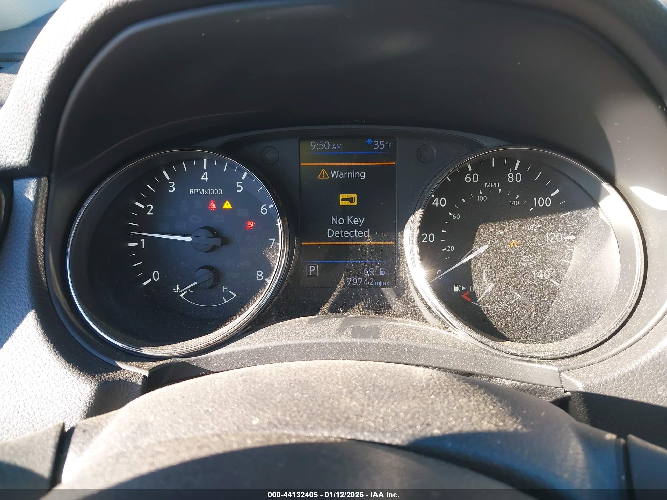 NISSAN ROGUE image 7