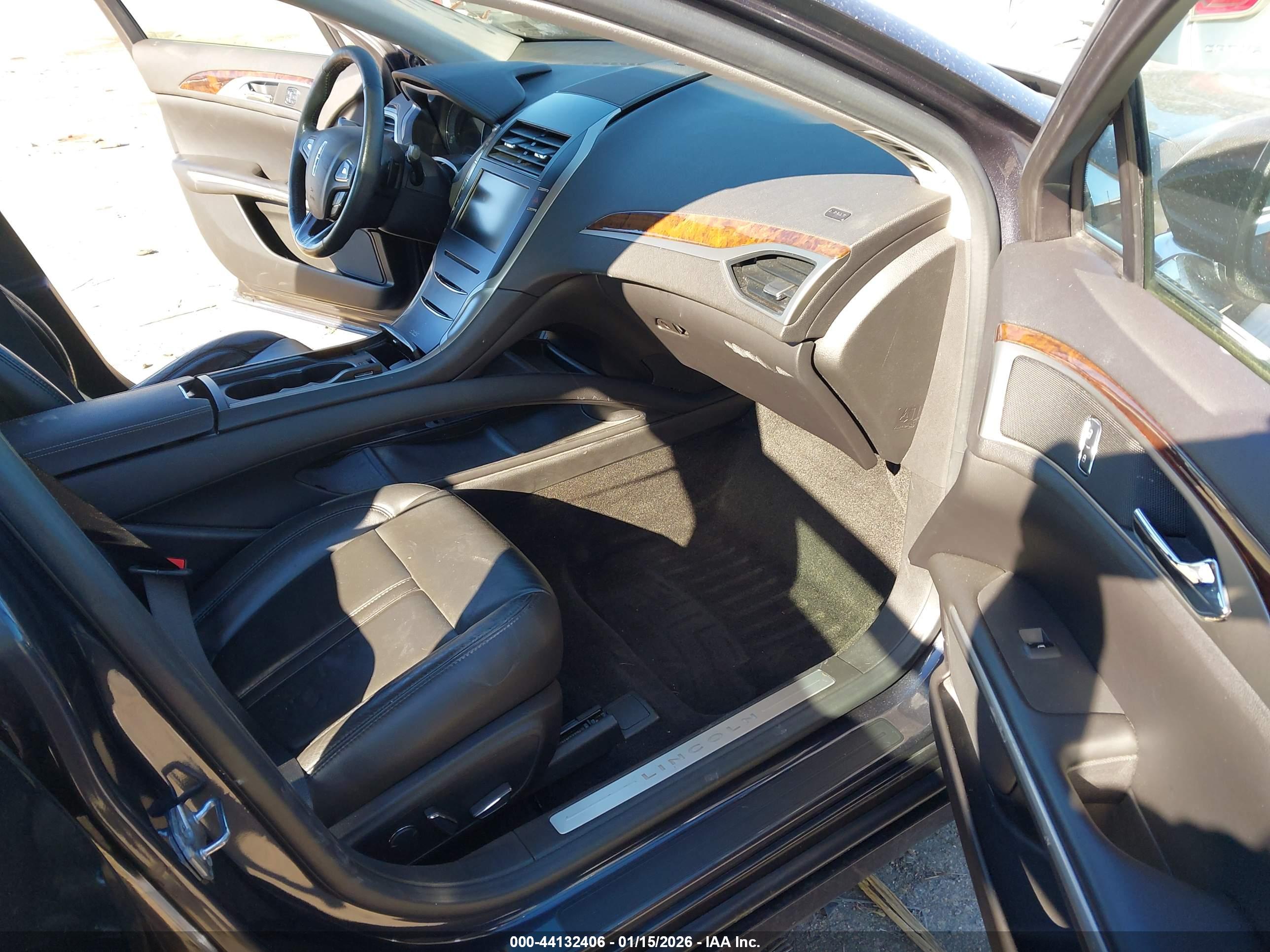 LINCOLN MKZ image 5