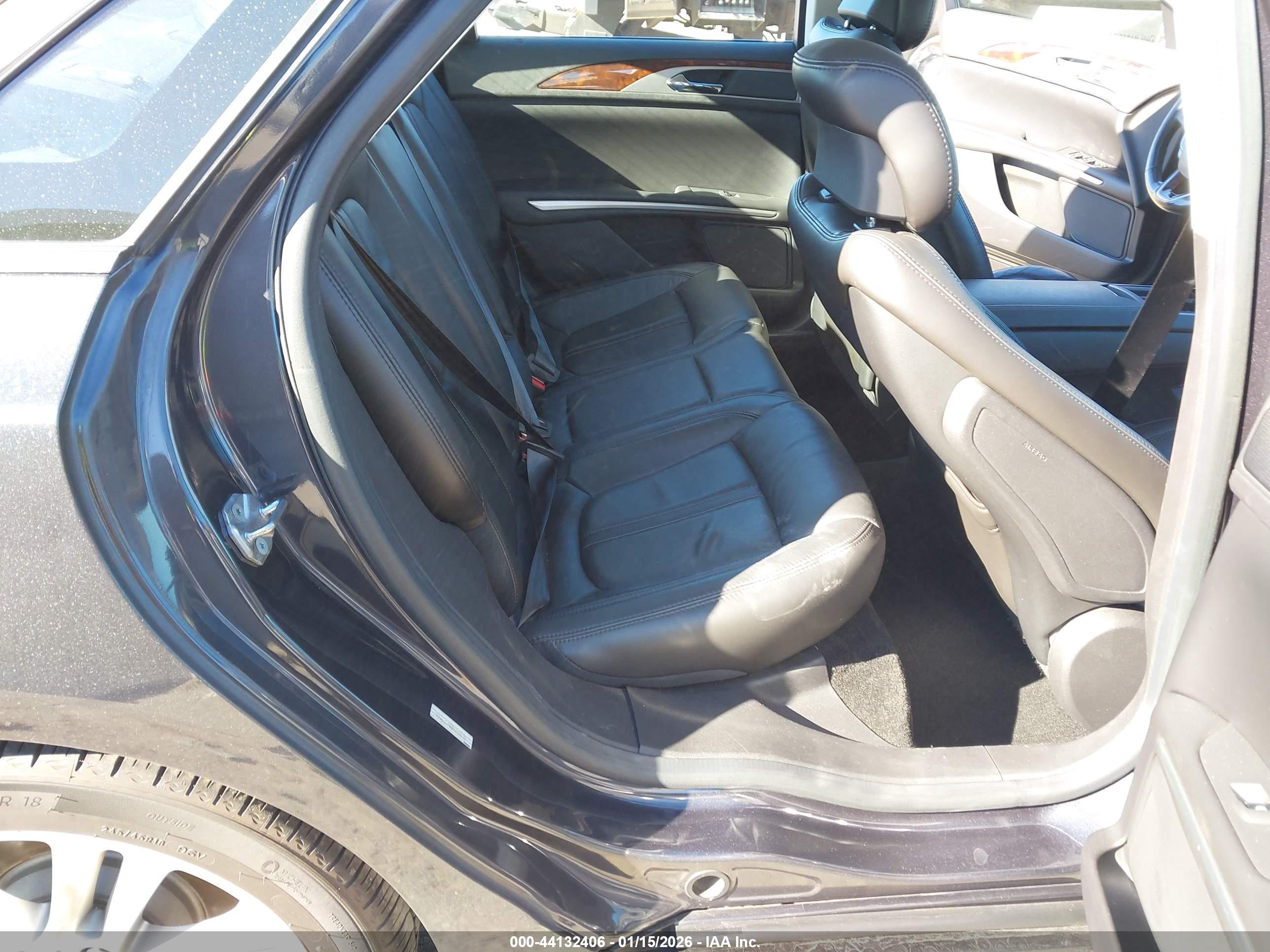 LINCOLN MKZ image 8