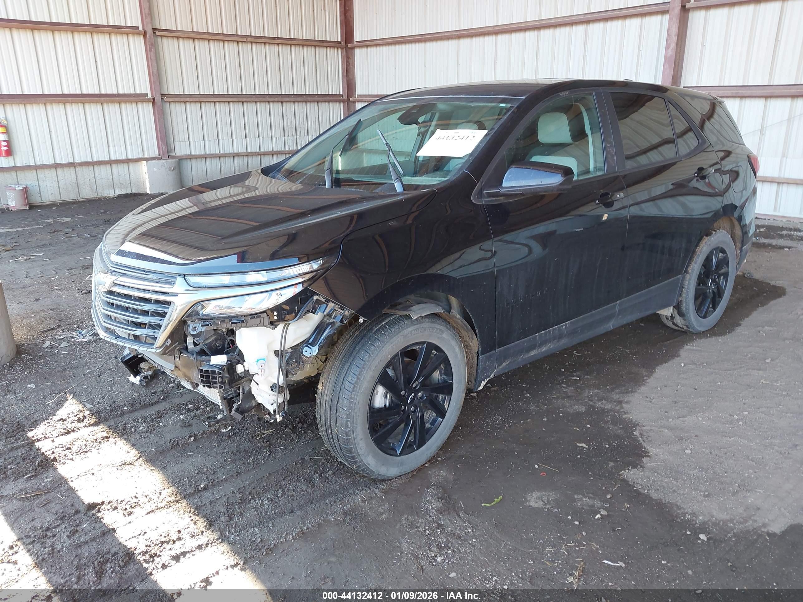 CHEVROLET EQUINOX image 2