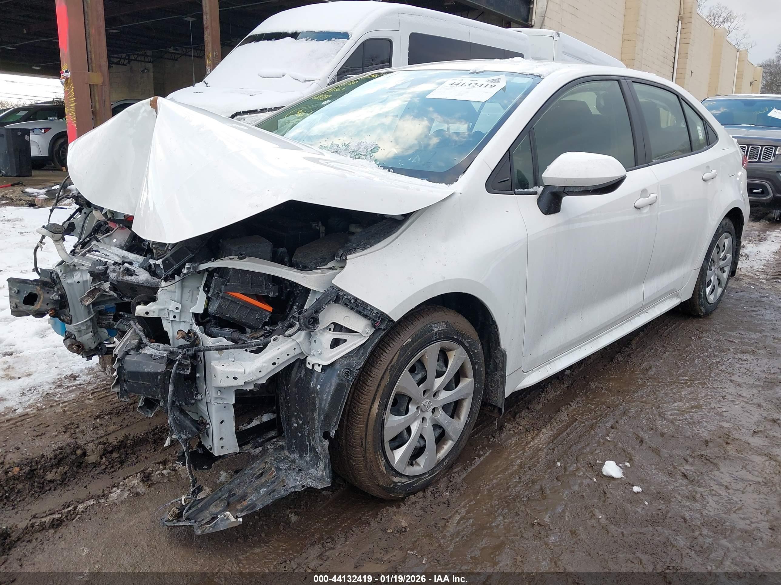 TOYOTA COROLLA image 2