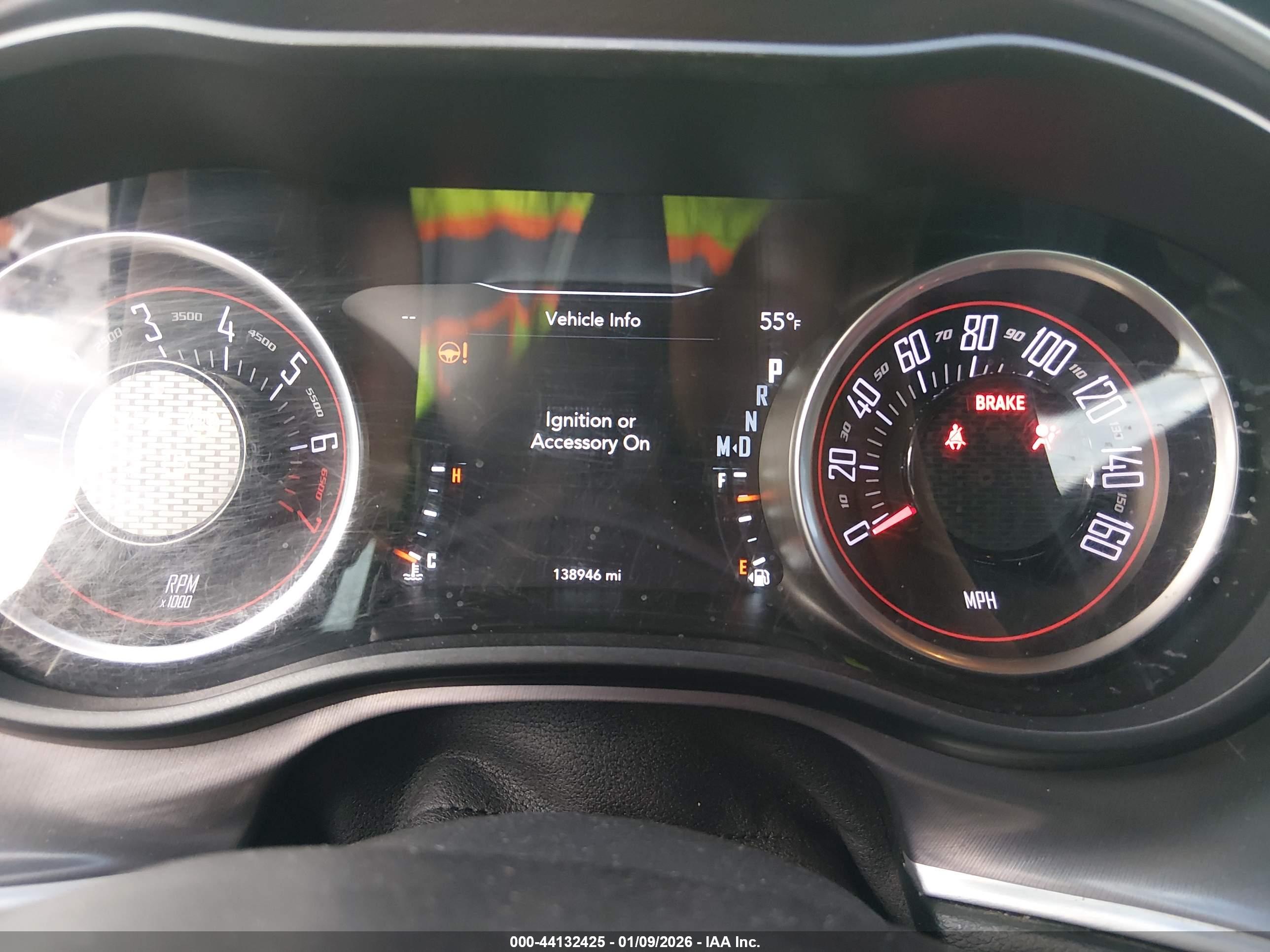 DODGE CHALLENGER image 7