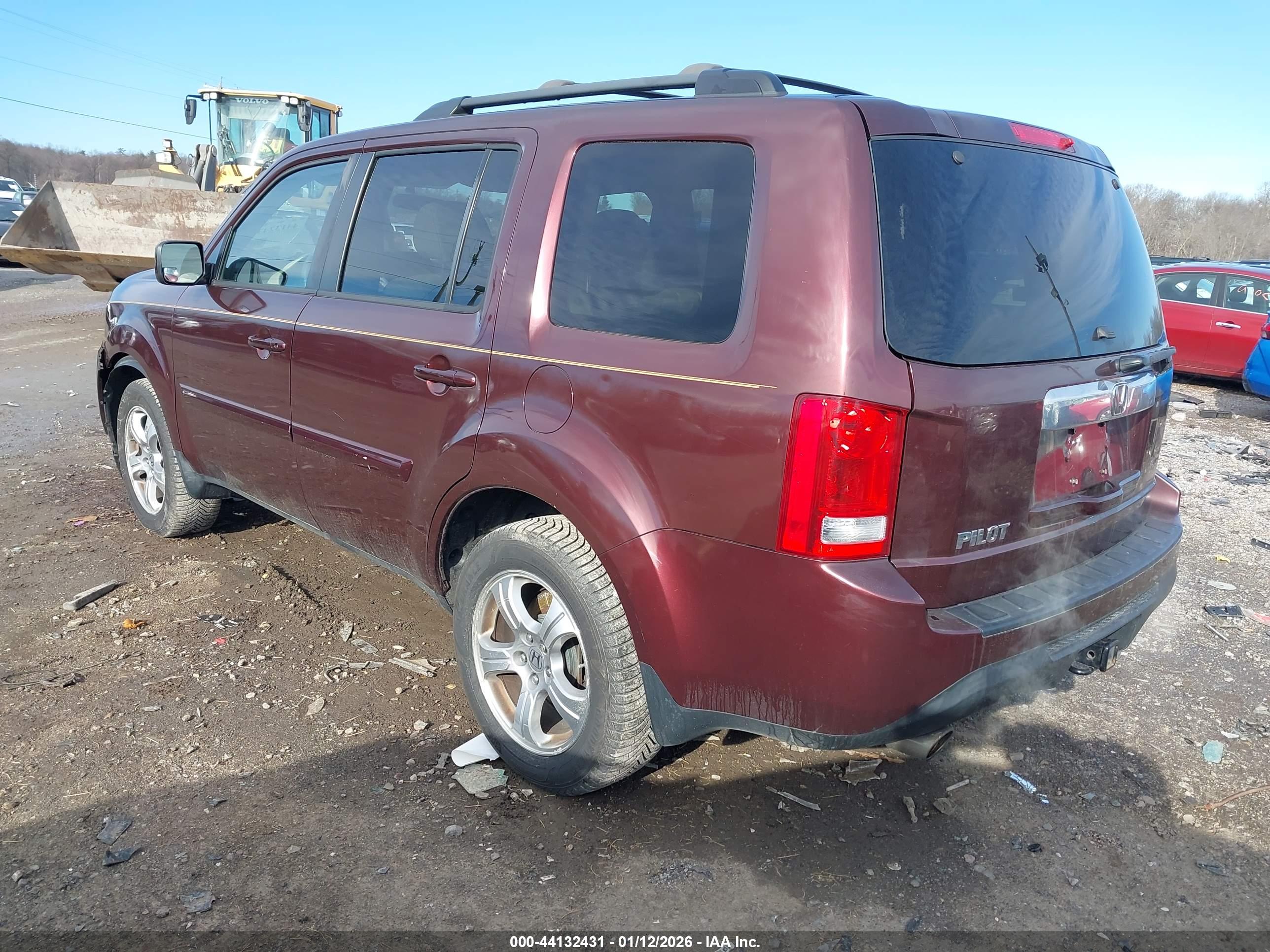 HONDA PILOT image 3