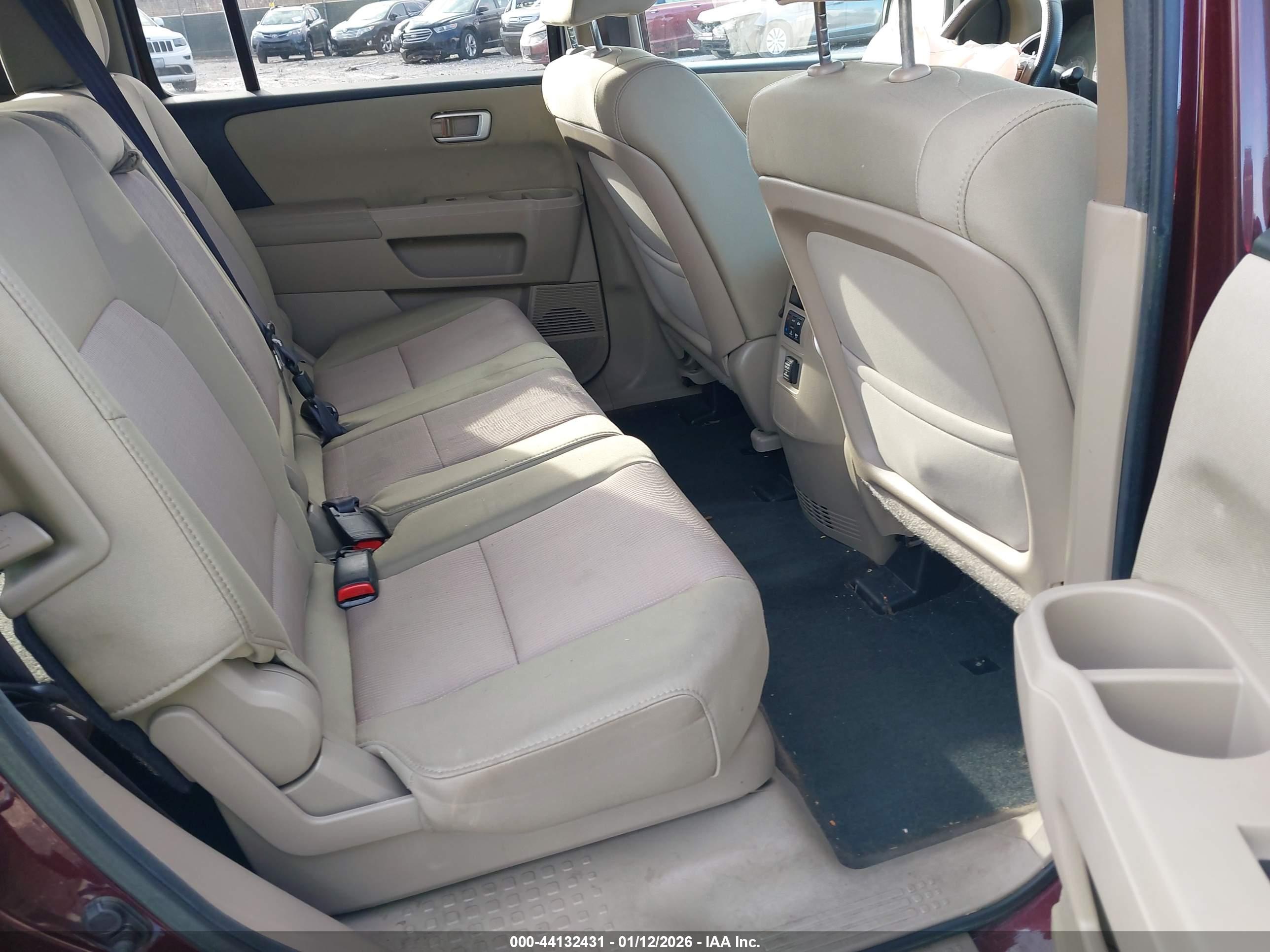 HONDA PILOT image 8
