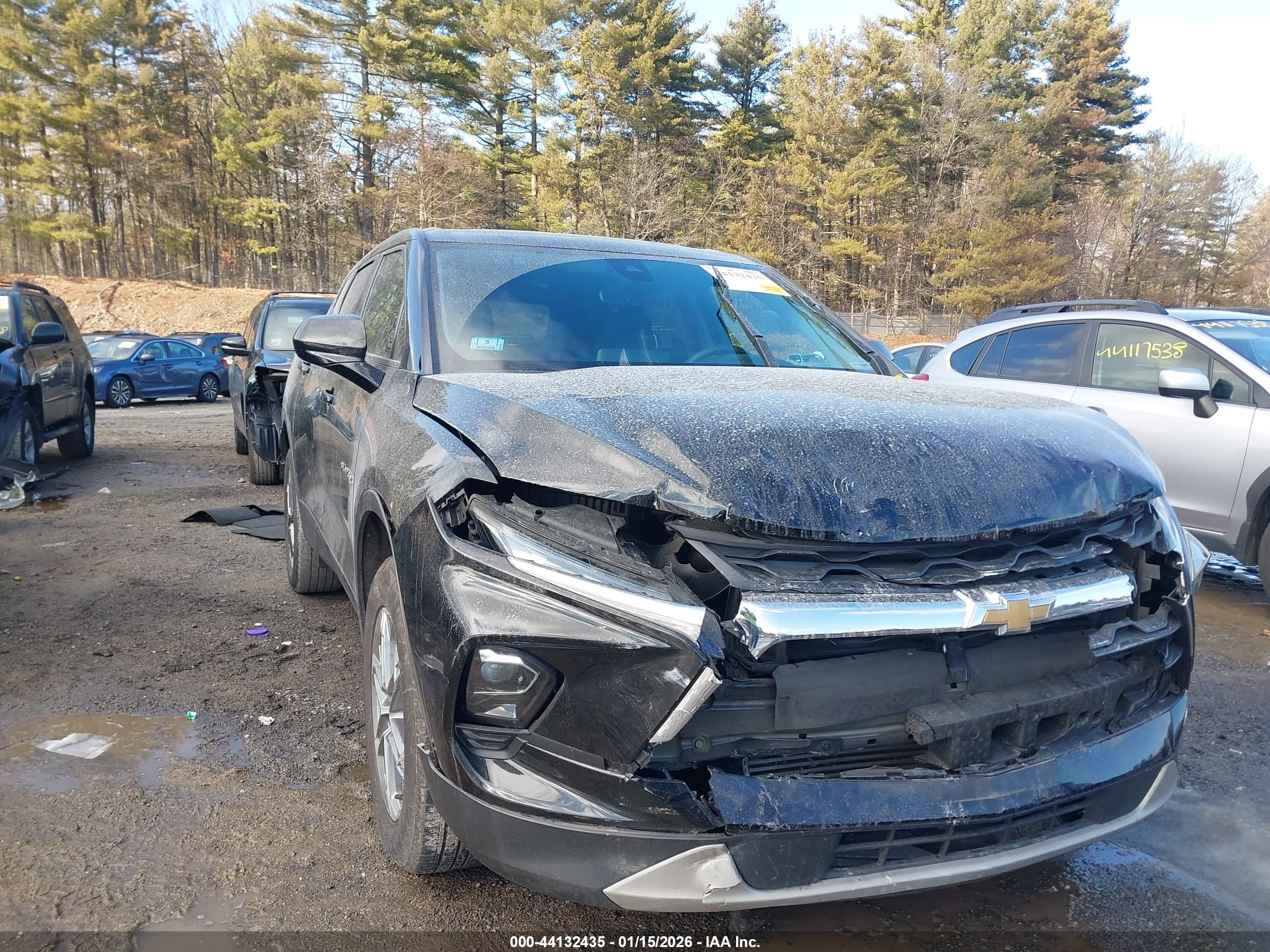 CHEVROLET BLAZER image 6