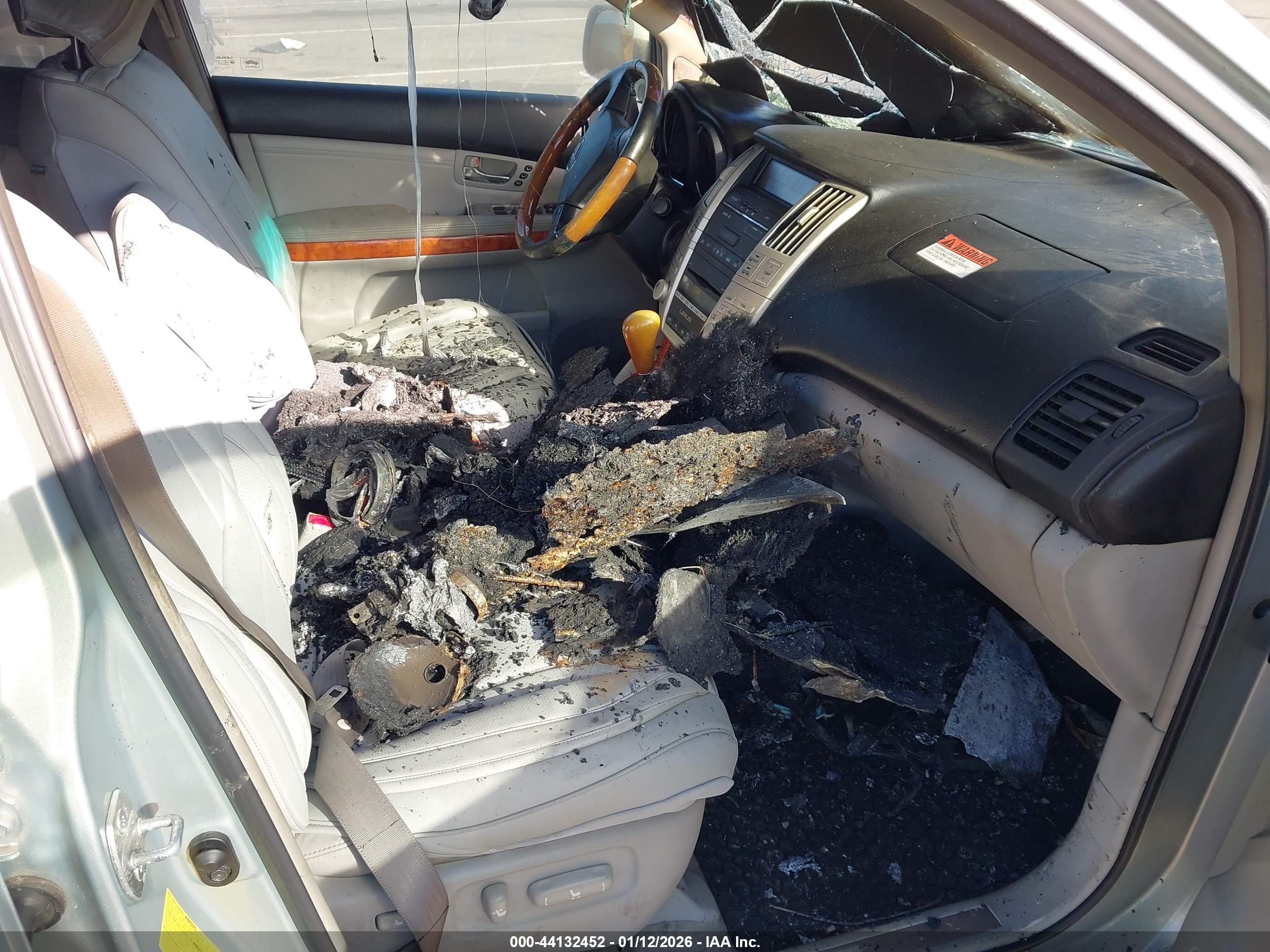 LEXUS RX image 5