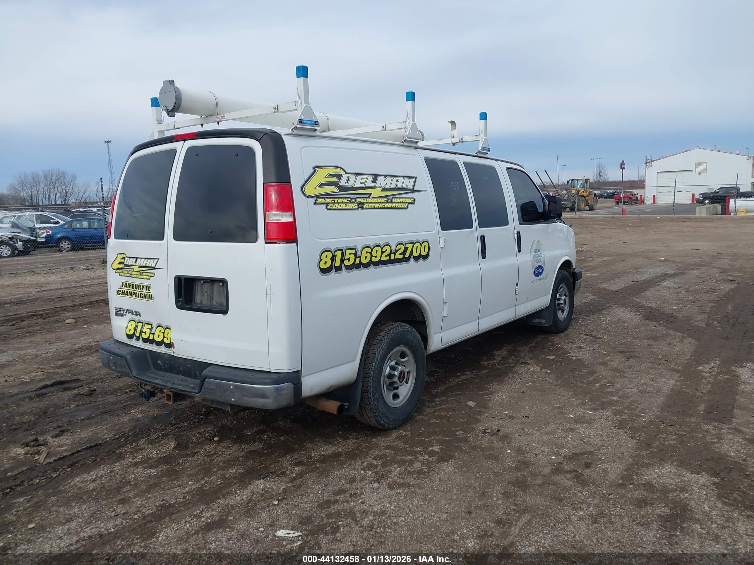 GMC SAVANA image 4
