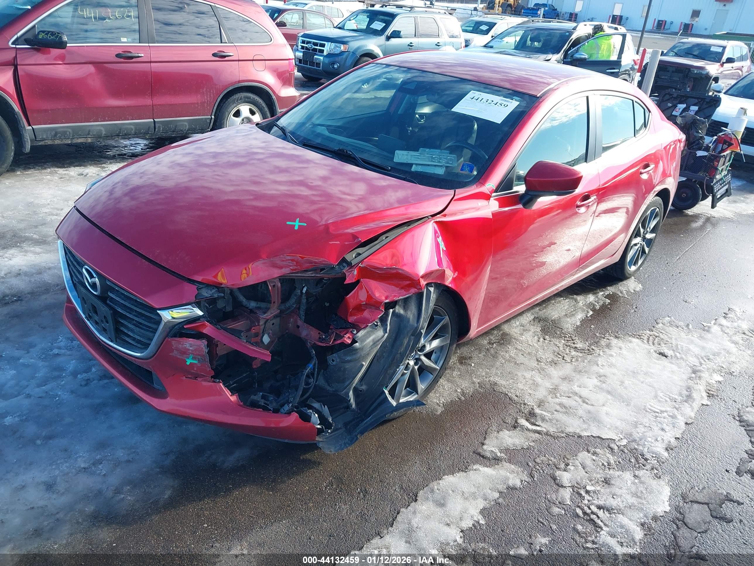 MAZDA MAZDA3 image 2