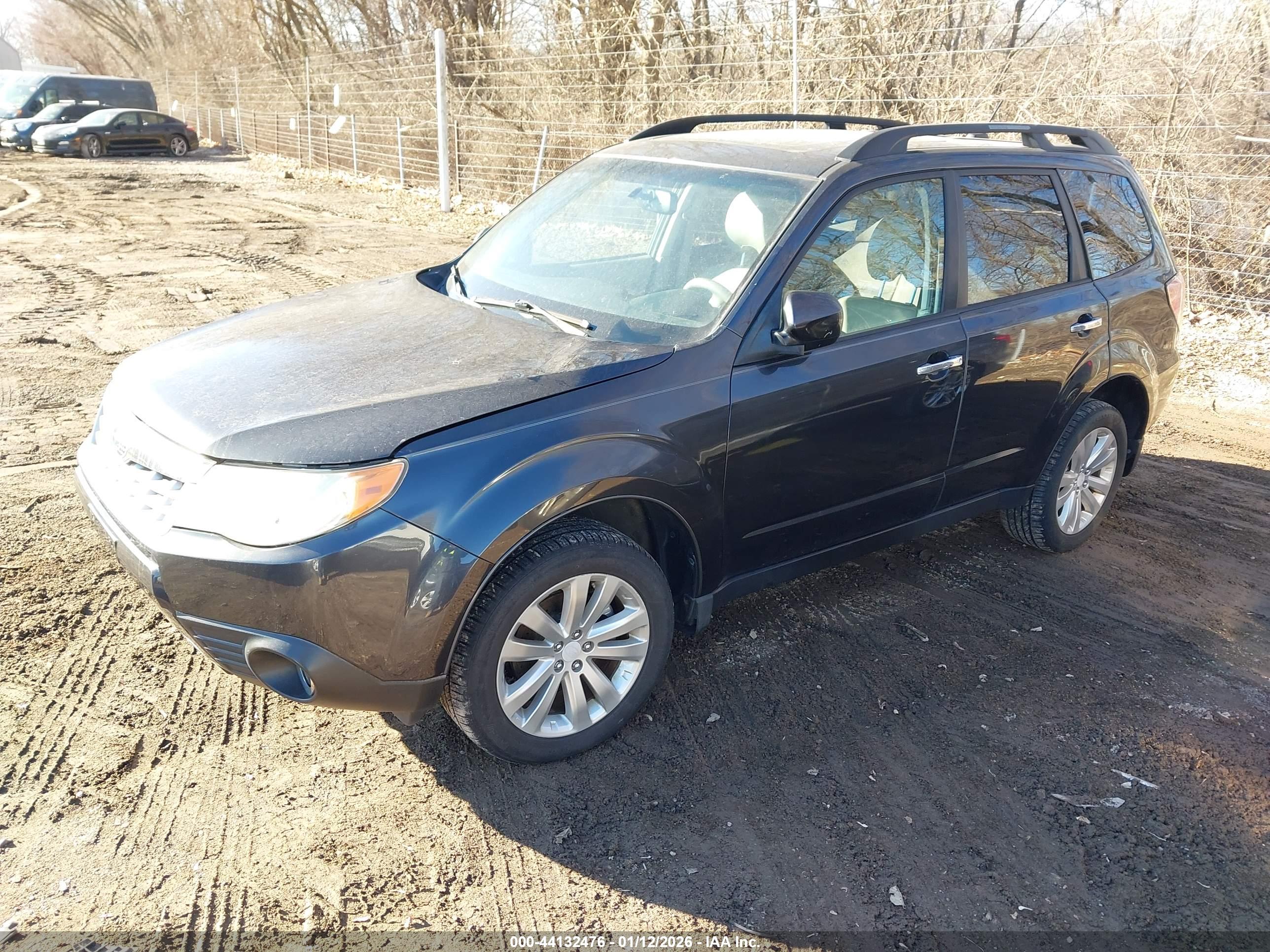 SUBARU FORESTER image 2