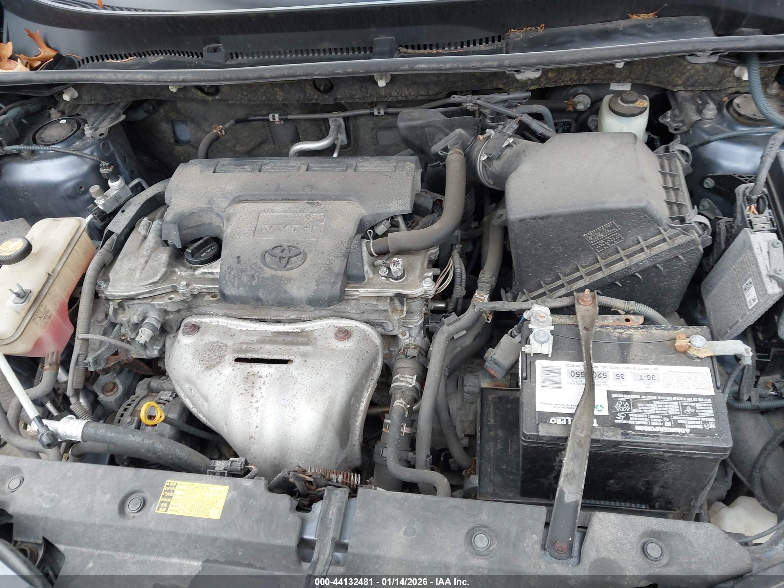 TOYOTA RAV4 image 10