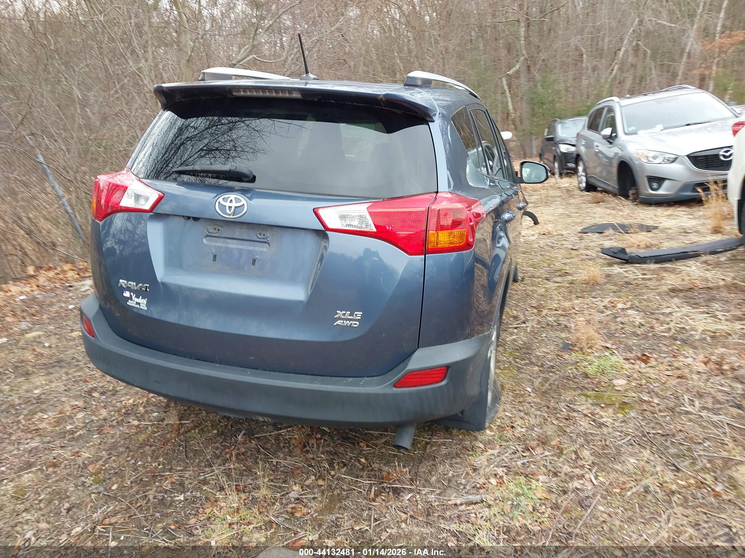 TOYOTA RAV4 image 4