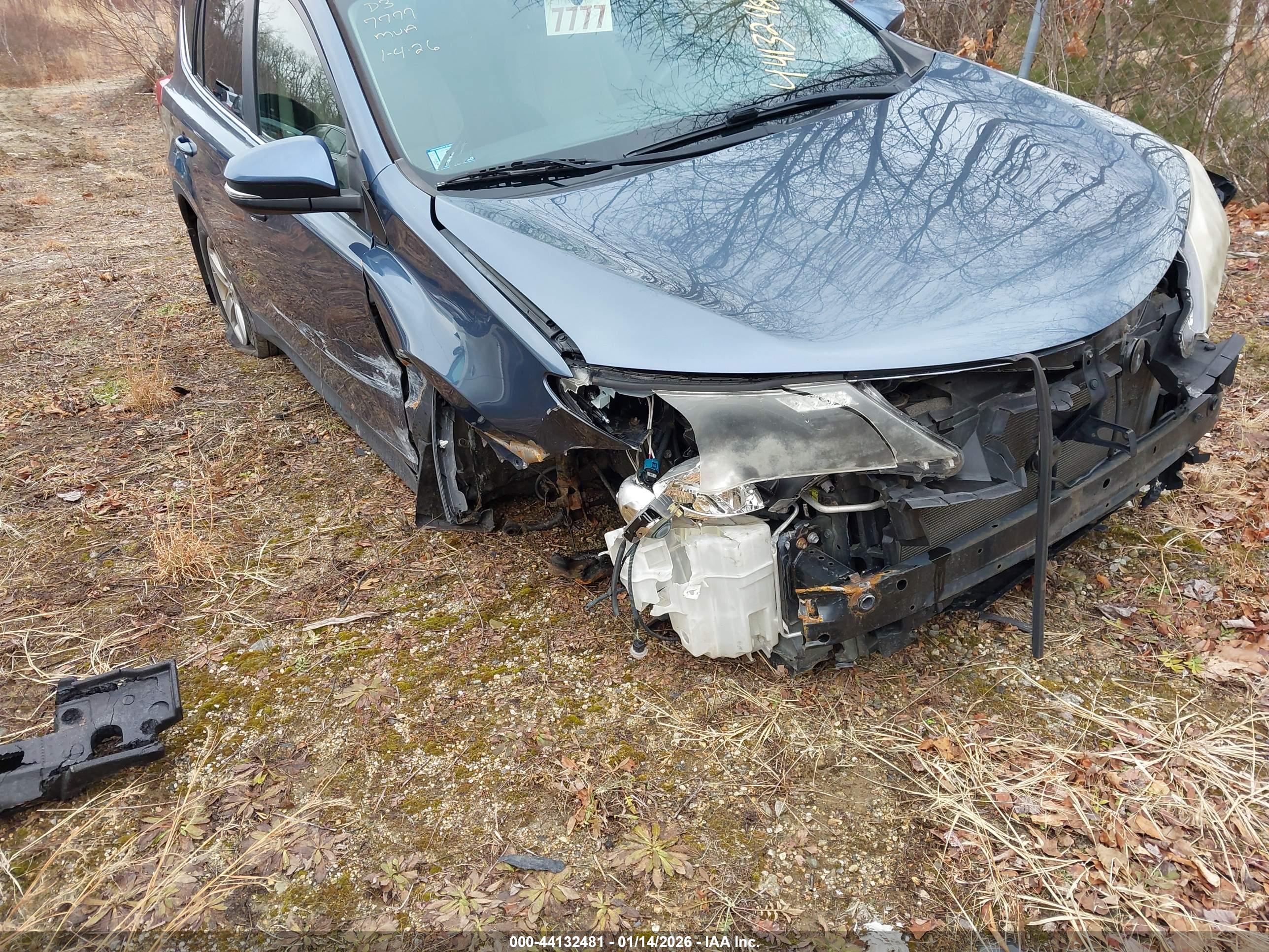 TOYOTA RAV4 image 6