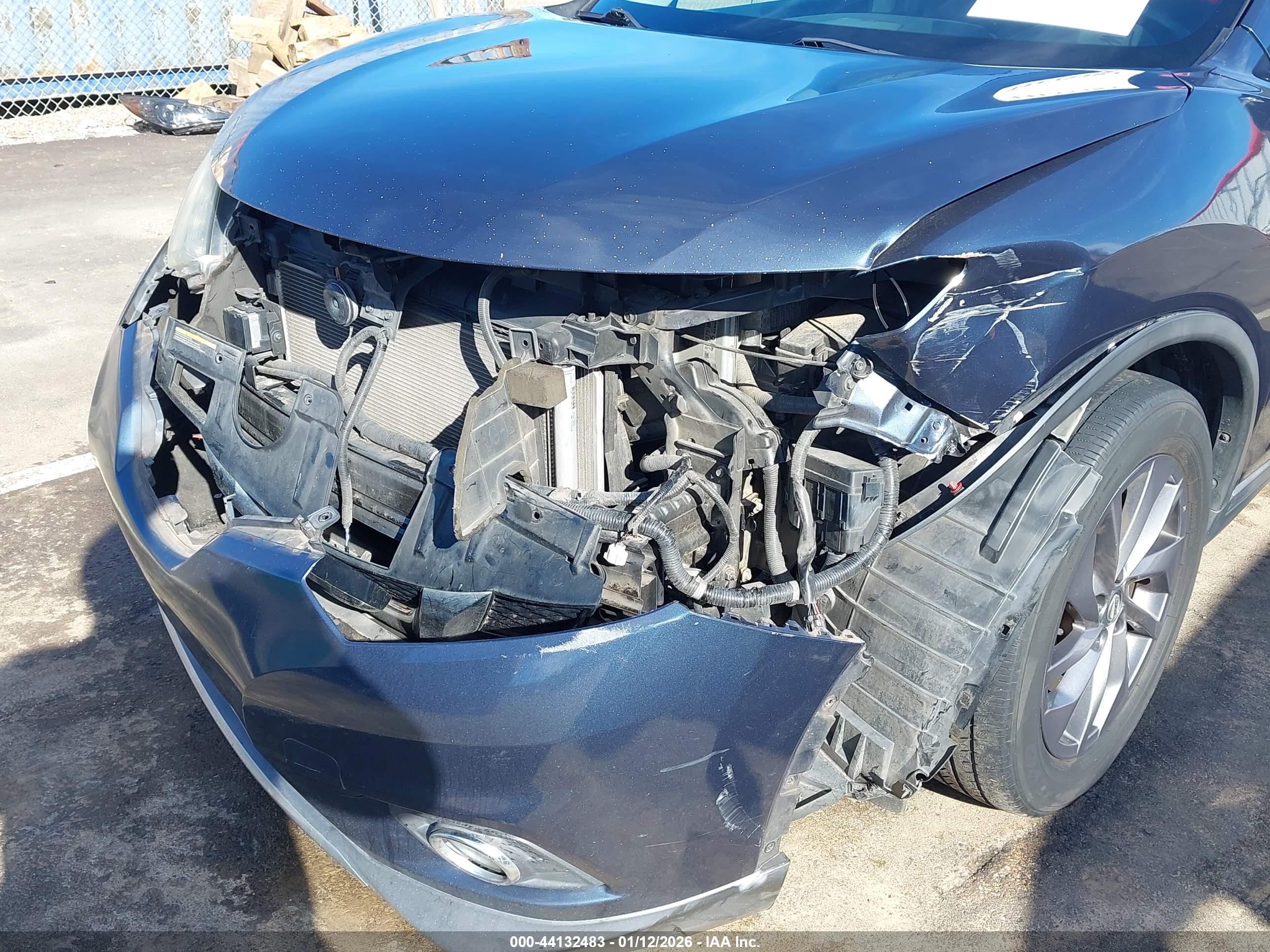 NISSAN ROGUE image 6