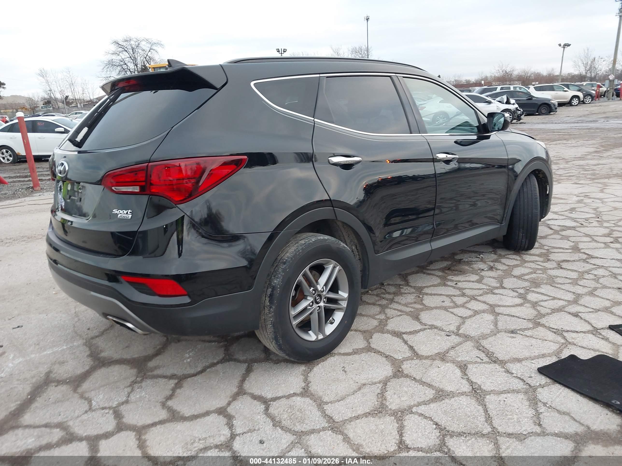 HYUNDAI SANTA image 4