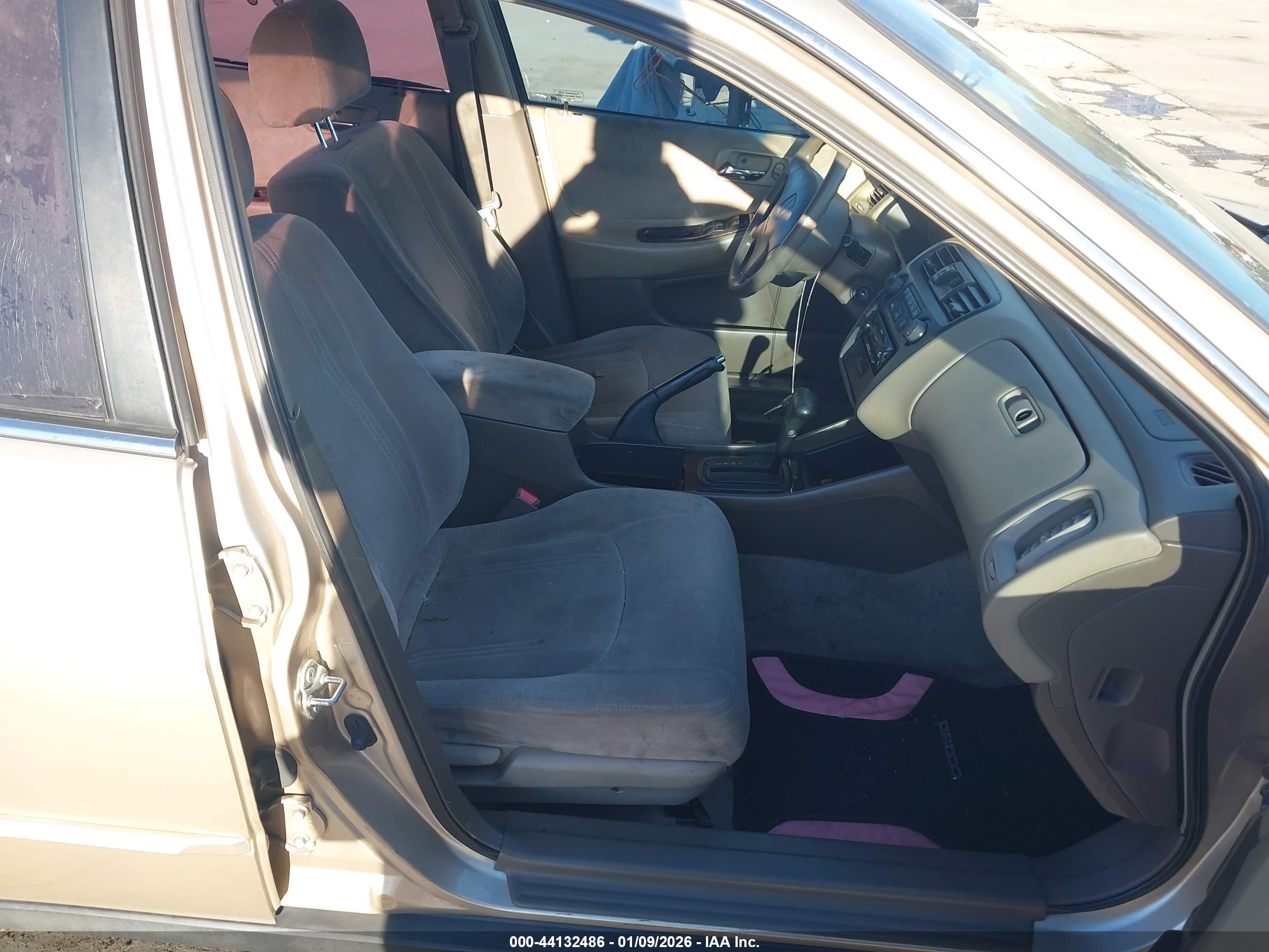 HONDA ACCORD image 5