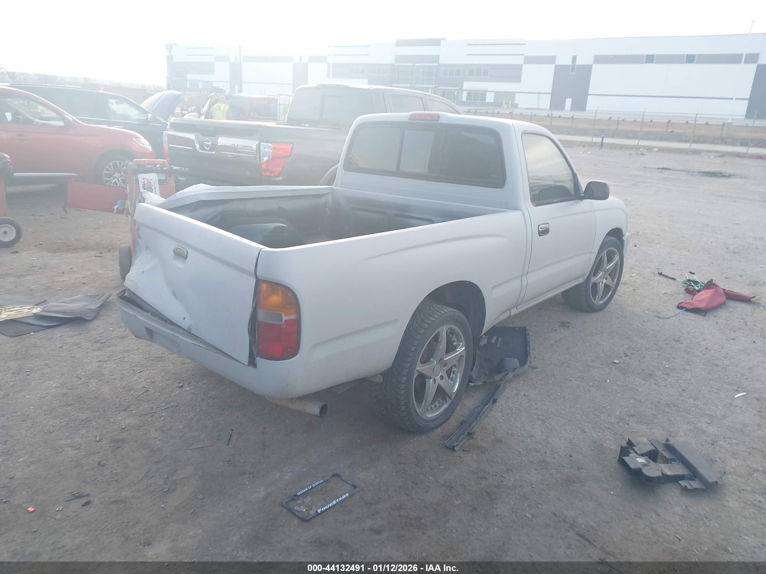 TOYOTA TACOMA image 4