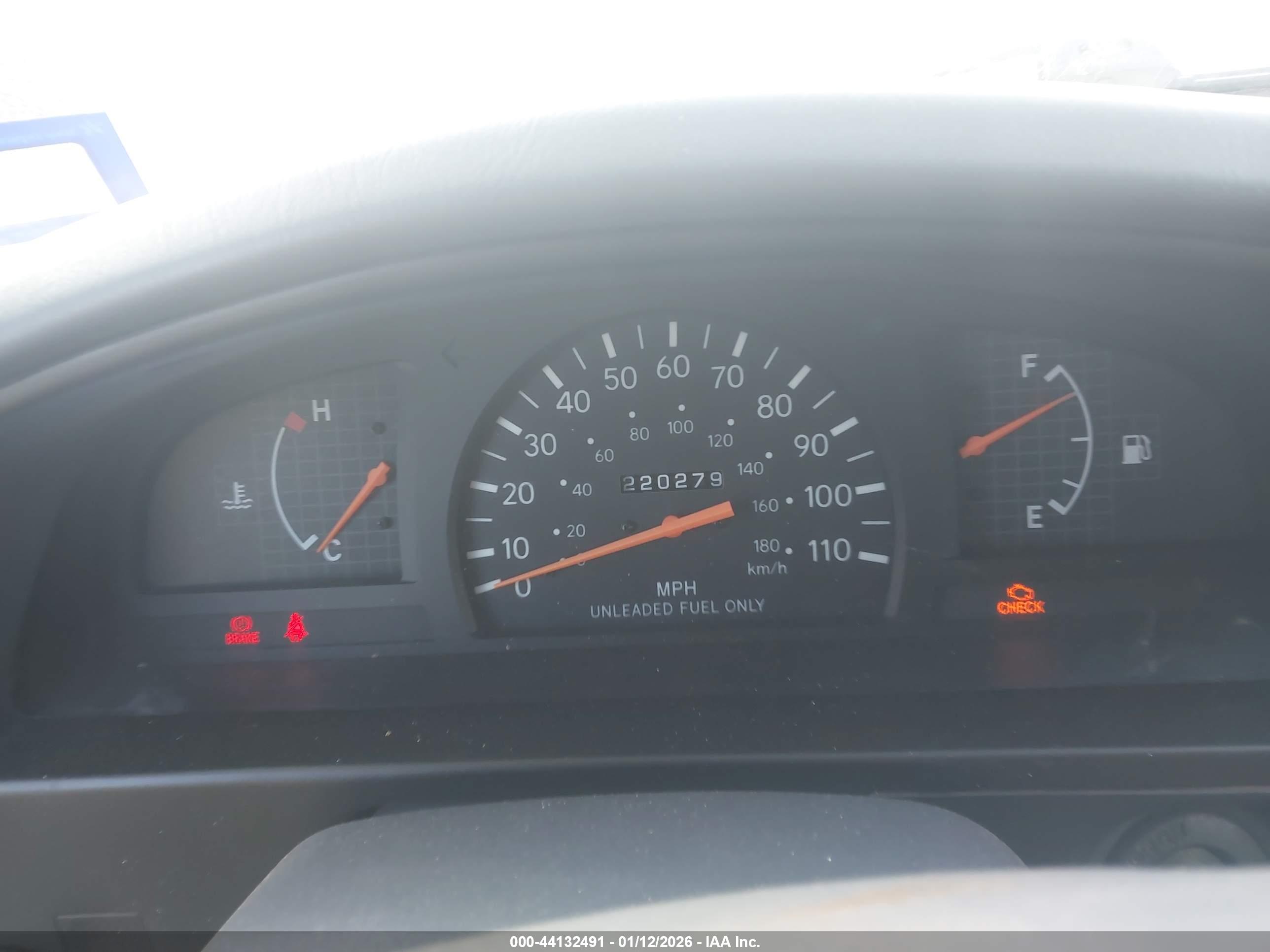 TOYOTA TACOMA image 7