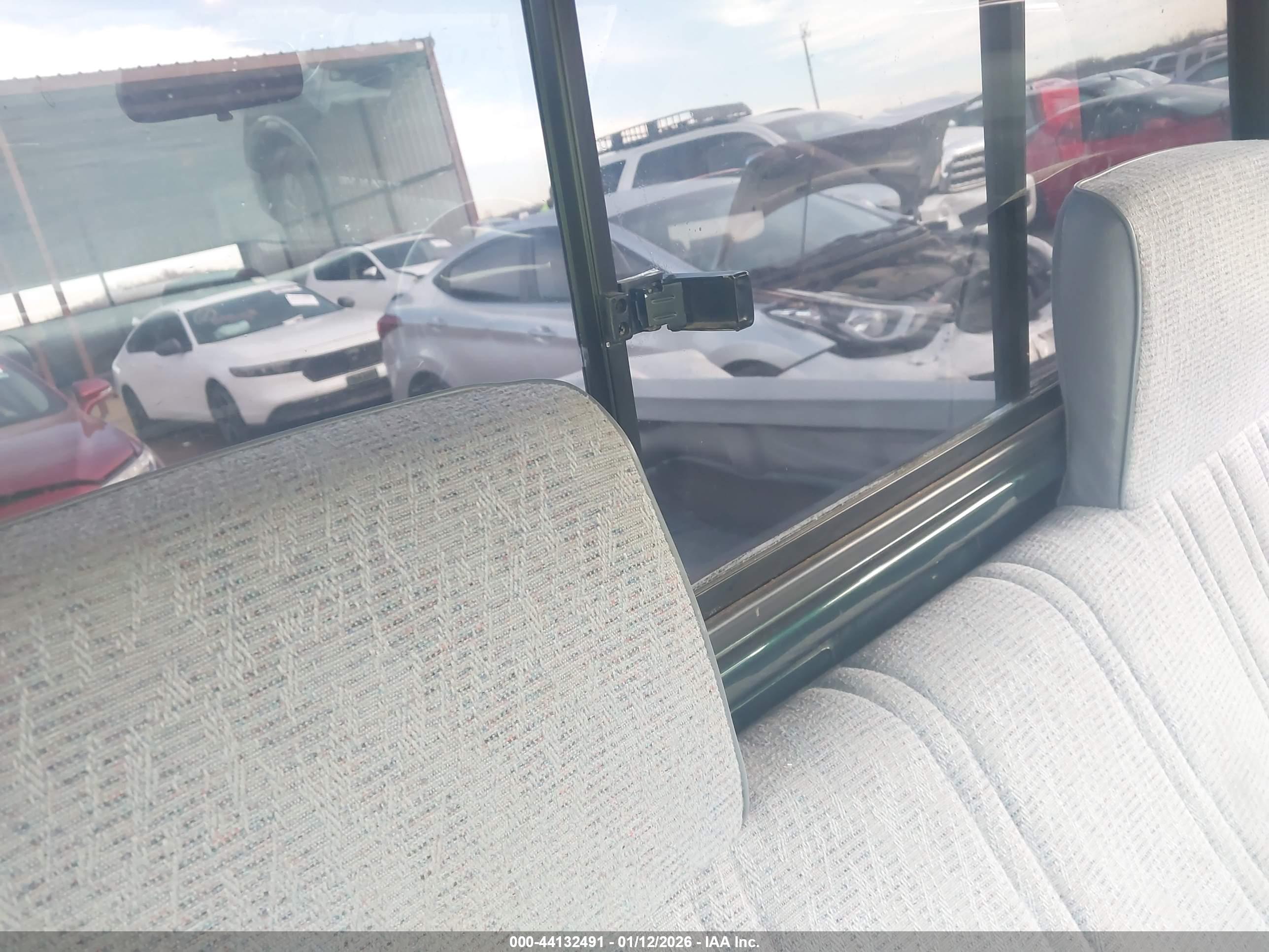 TOYOTA TACOMA image 8