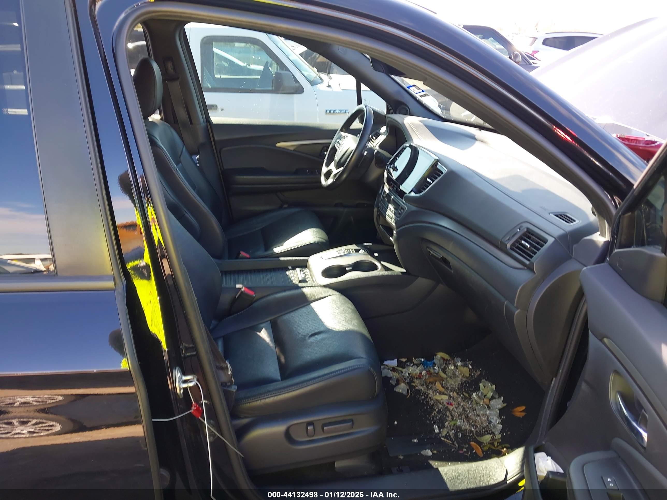 HONDA PASSPORT image 5