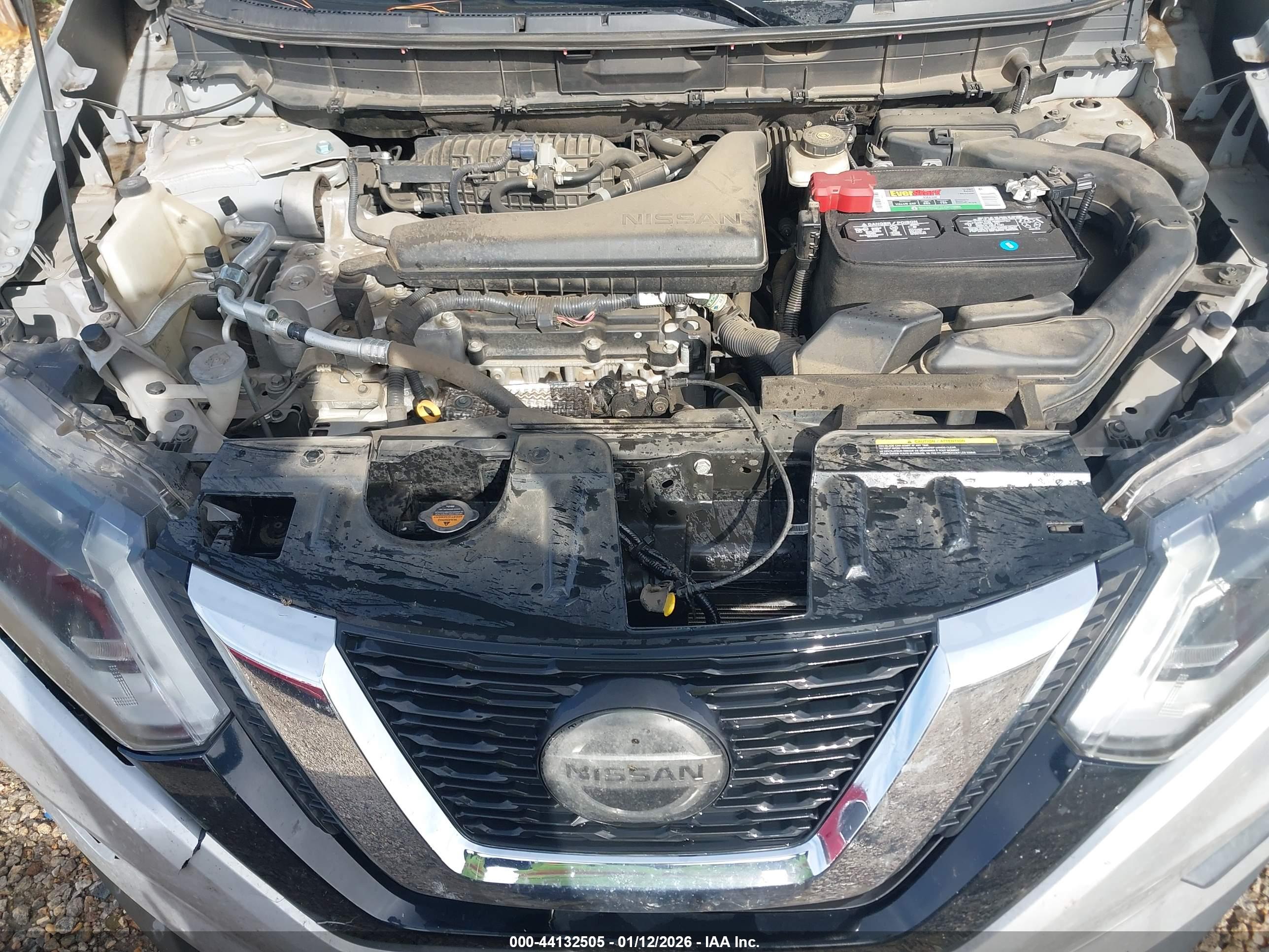 NISSAN ROGUE image 10