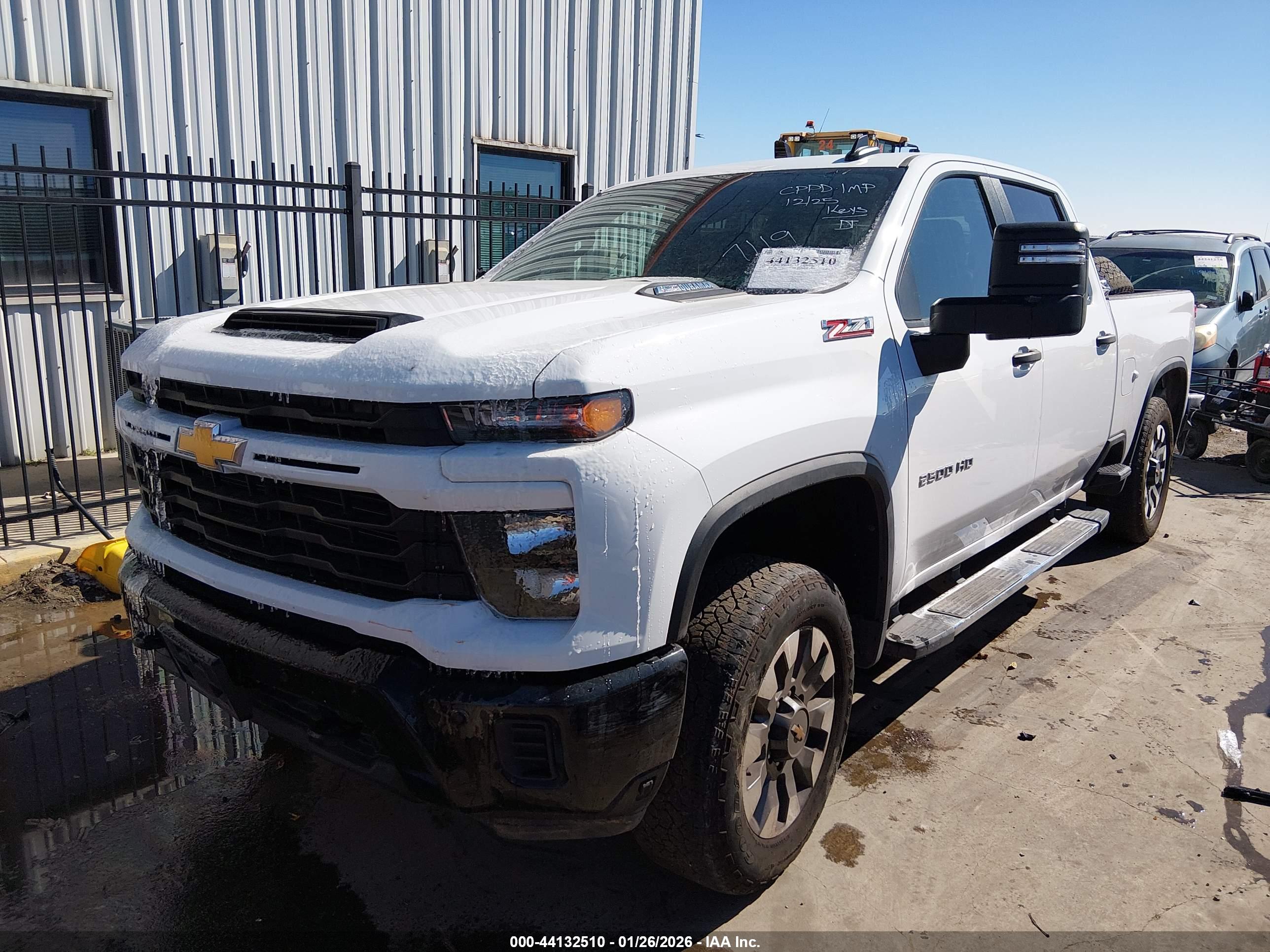 CHEVROLET SILVERADO image 2