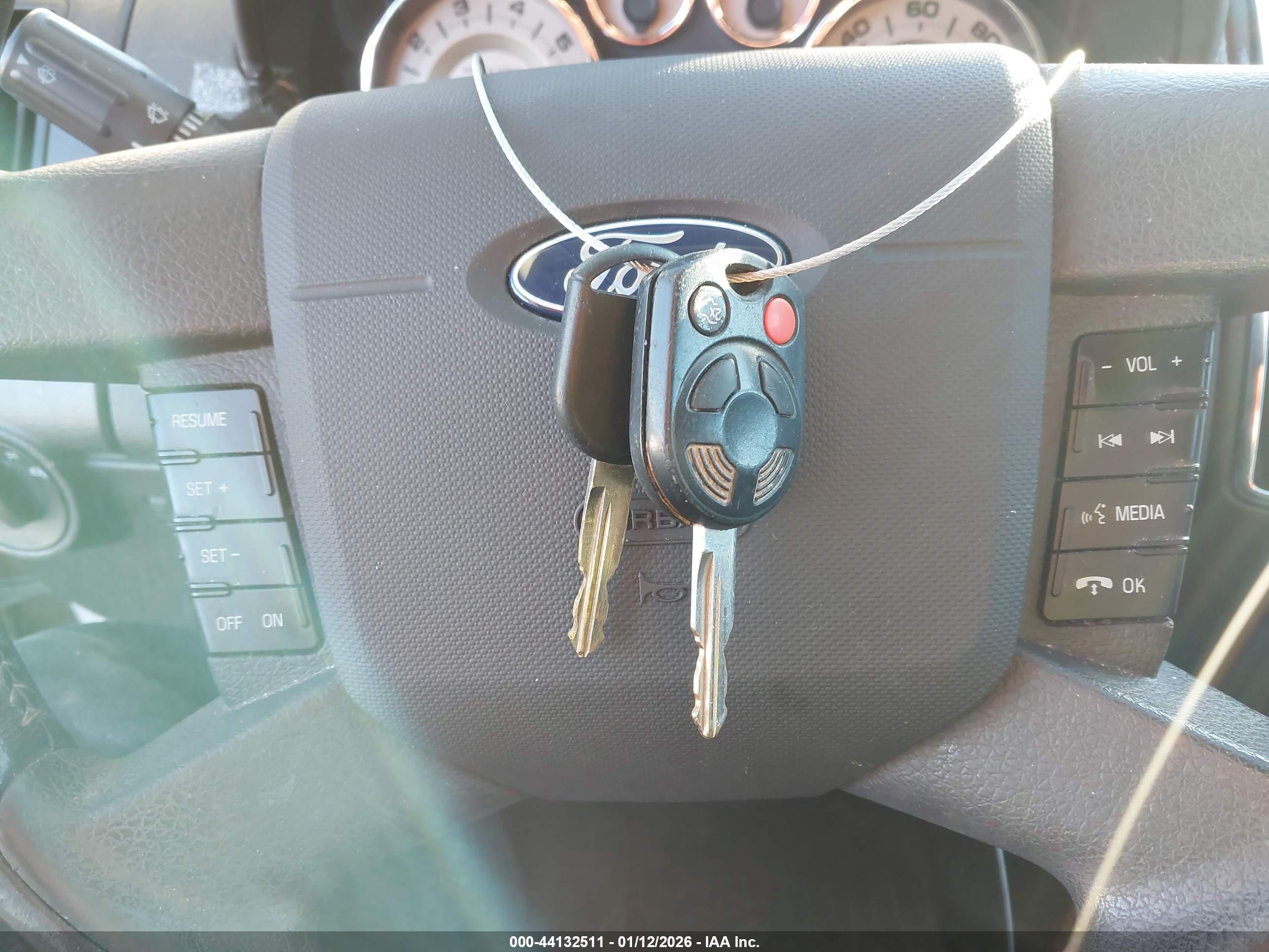 FORD EDGE image 11