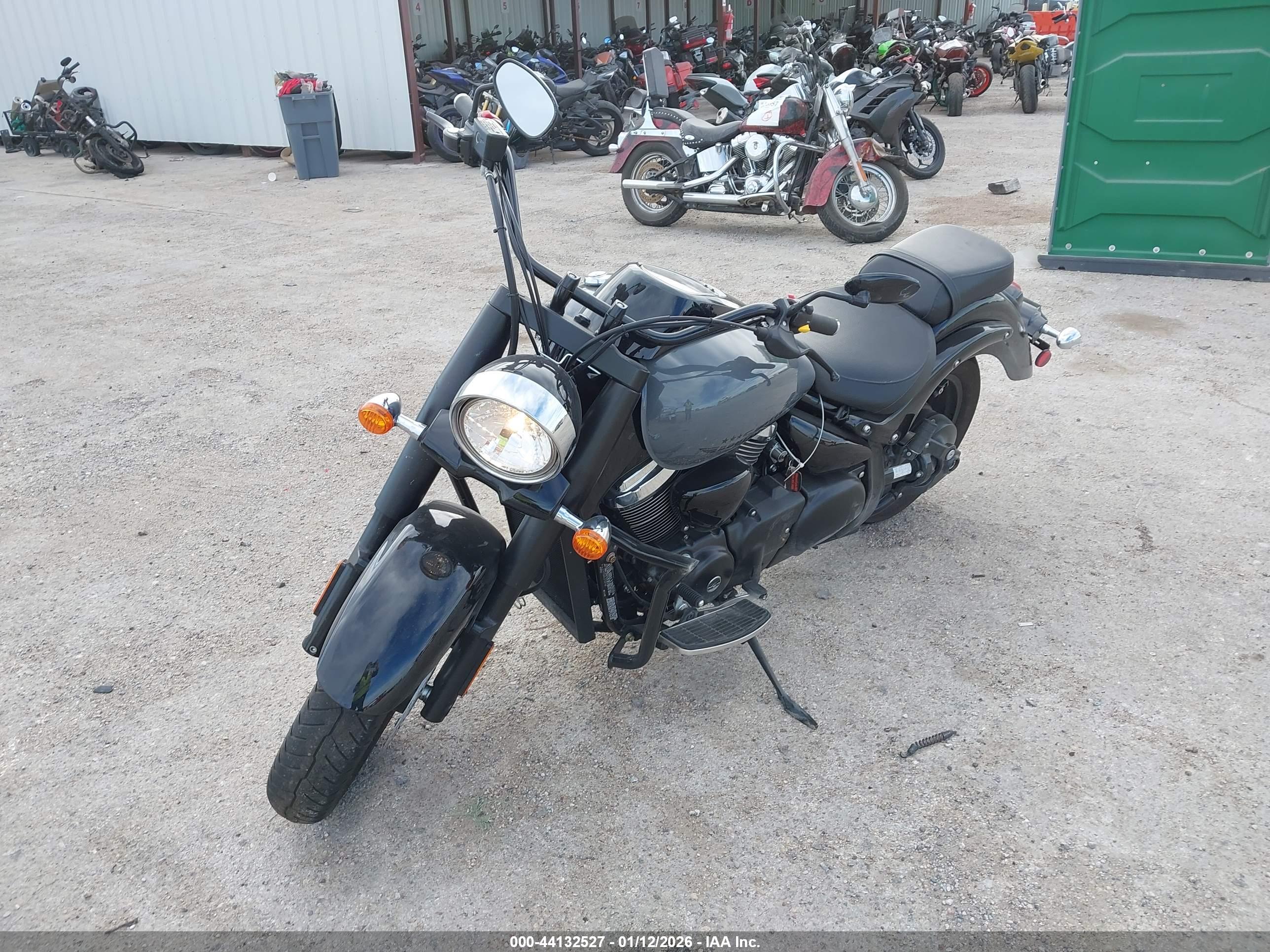 SUZUKI VL1500 image 2