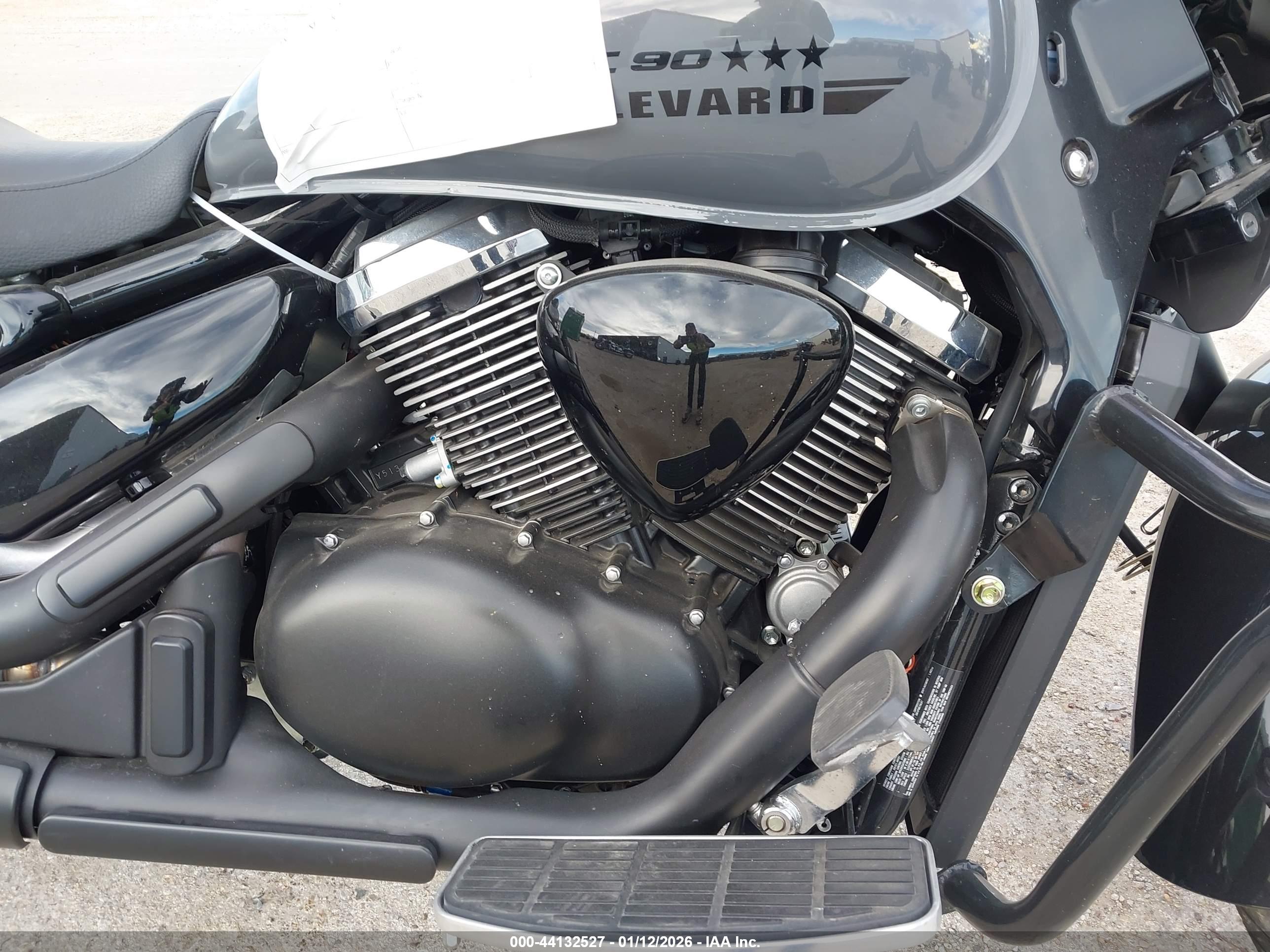 SUZUKI VL1500 image 8