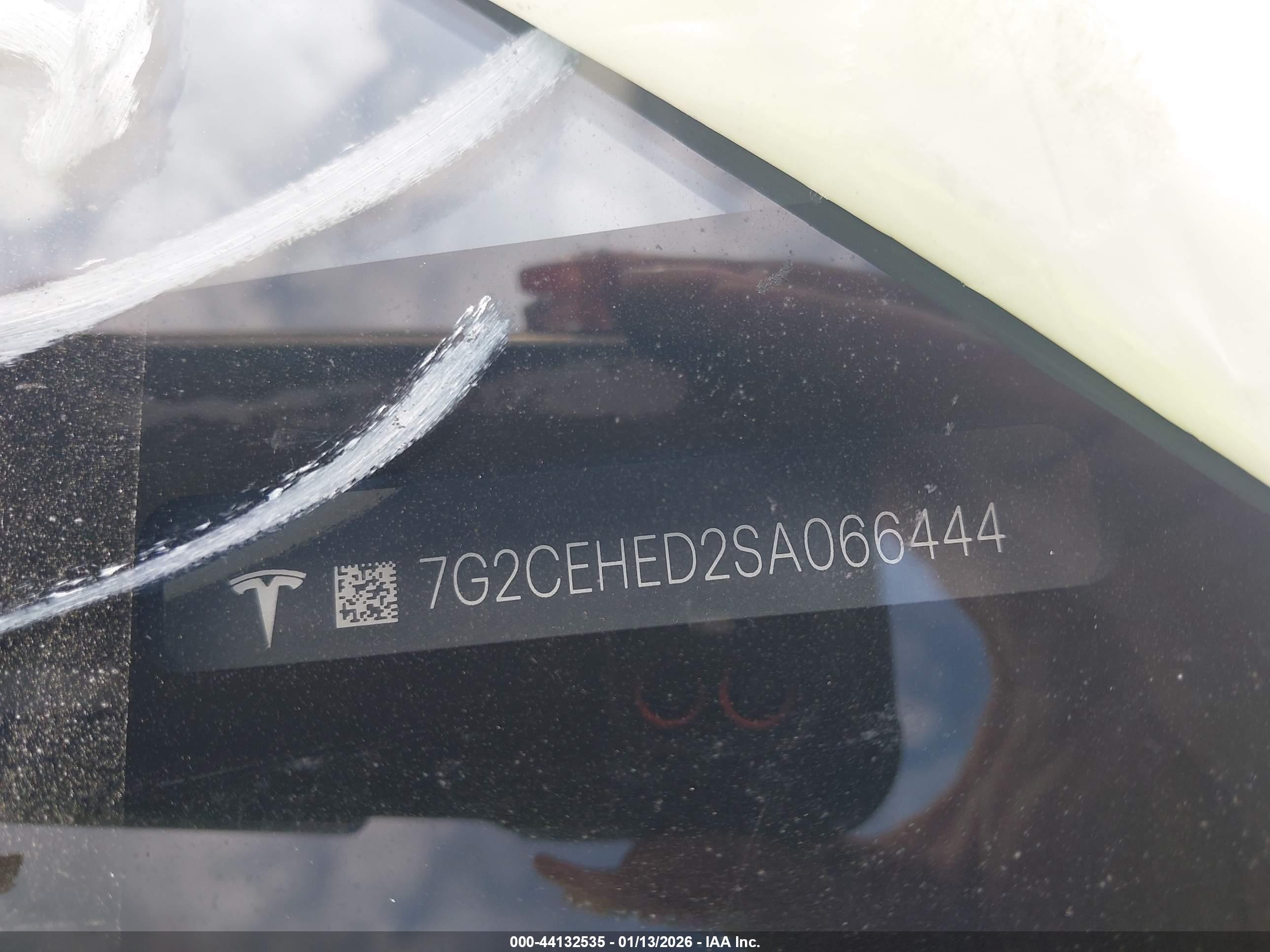 TESLA CYBERTRUCK image 9