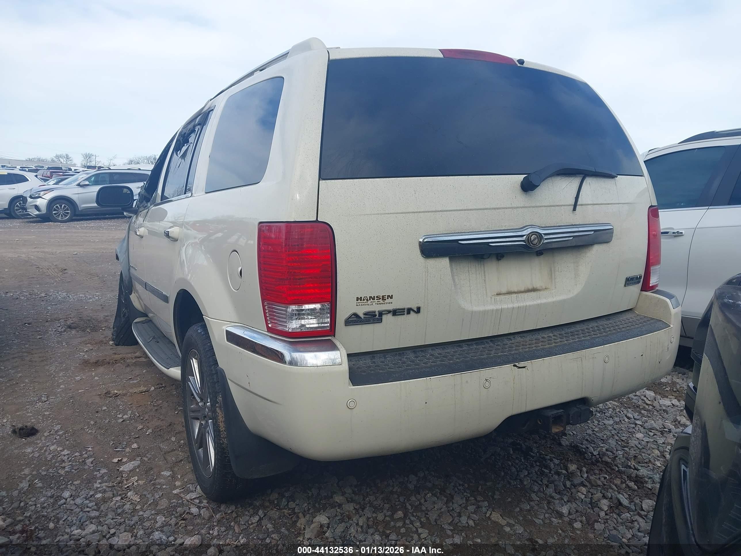 CHRYSLER ASPEN image 3