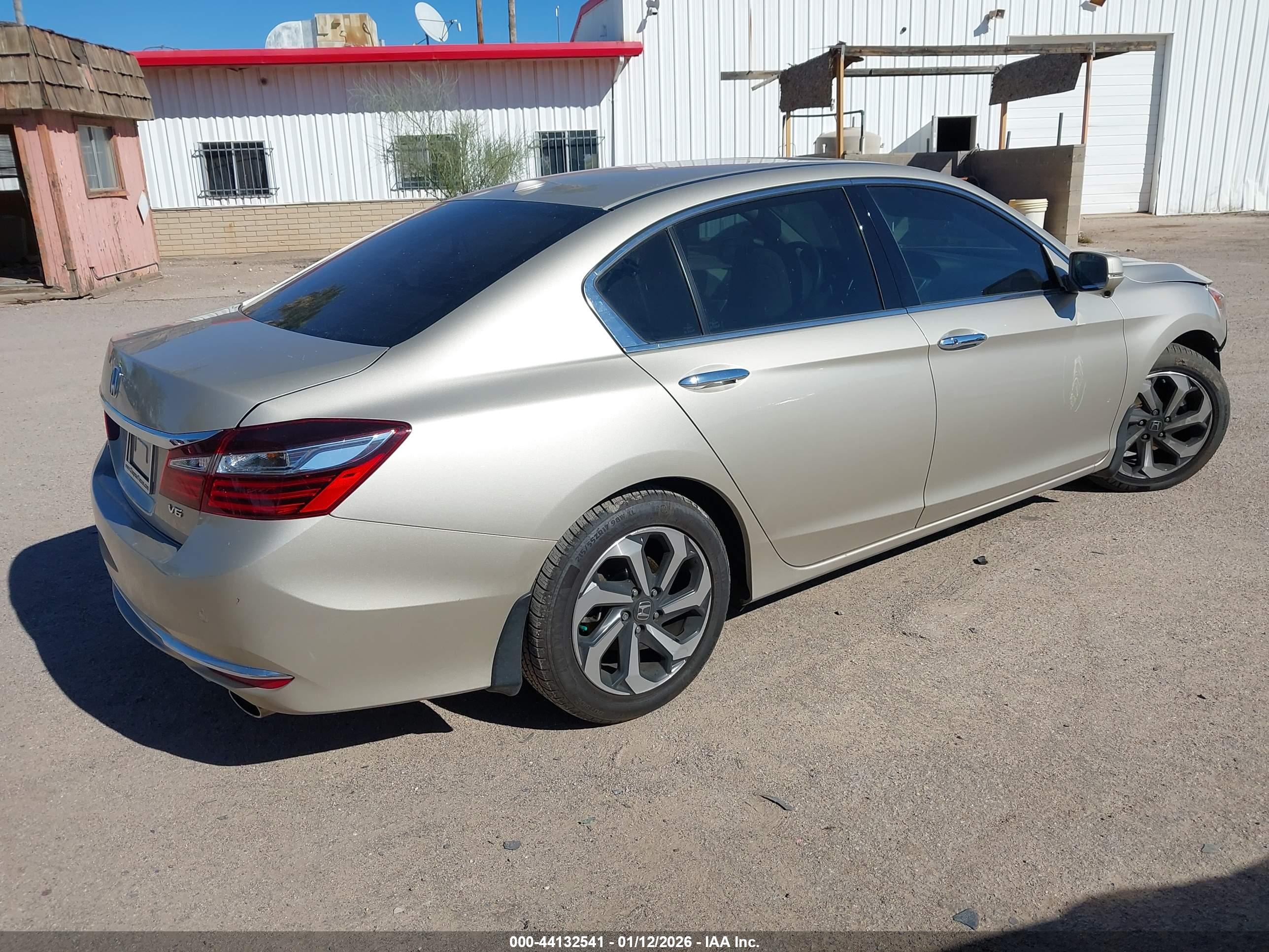 HONDA ACCORD image 4