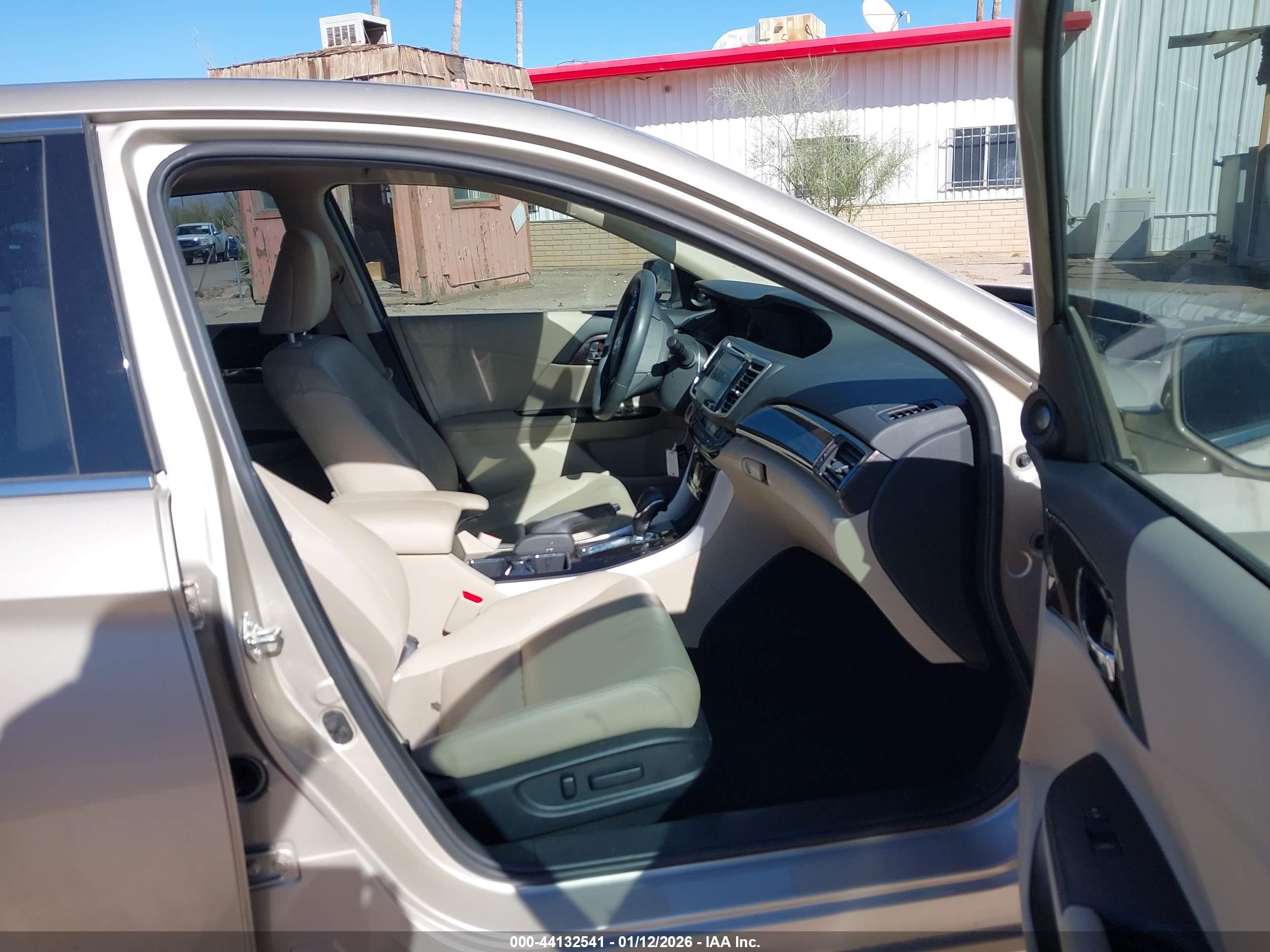 HONDA ACCORD image 5