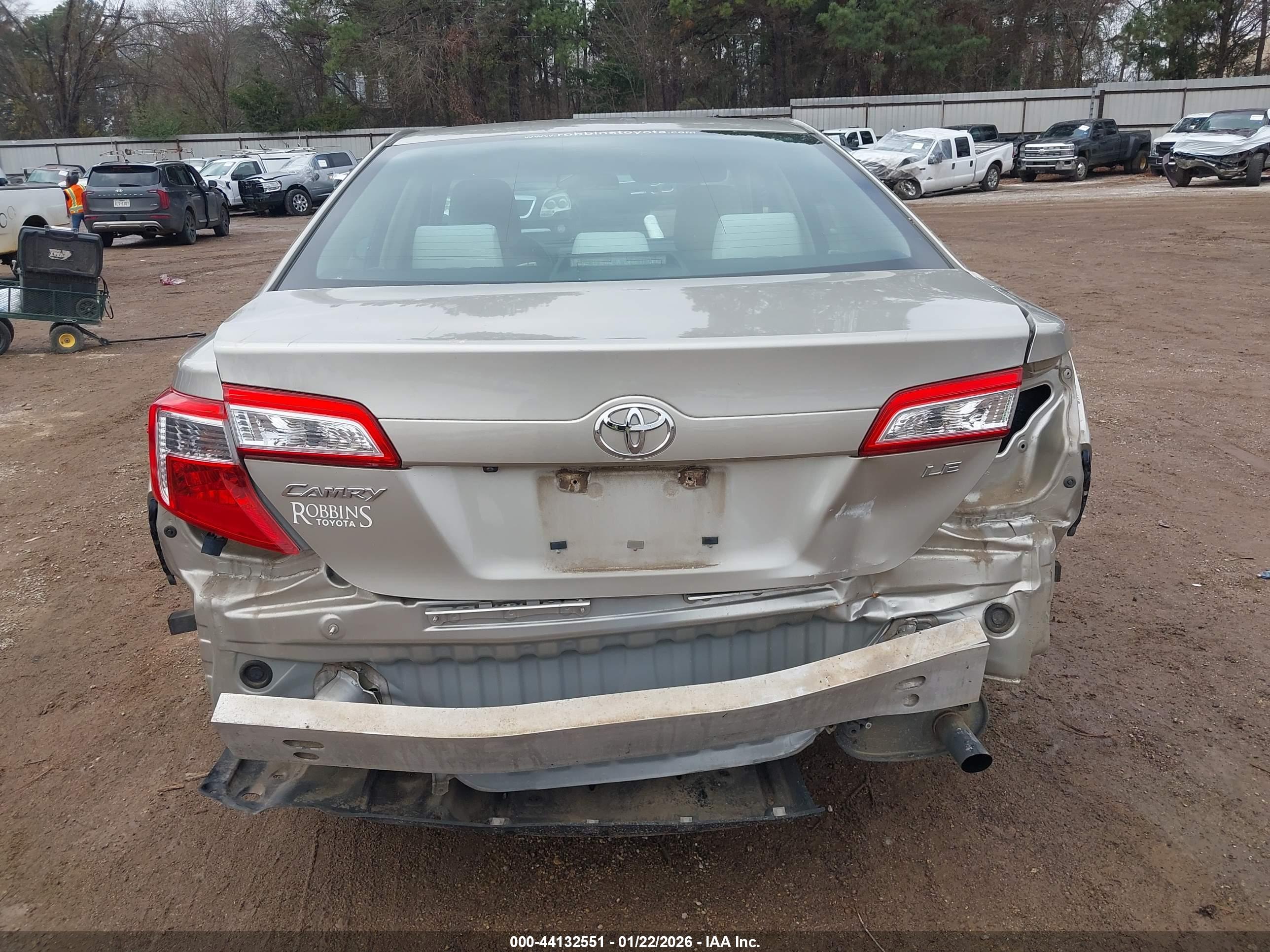 TOYOTA CAMRY image 6