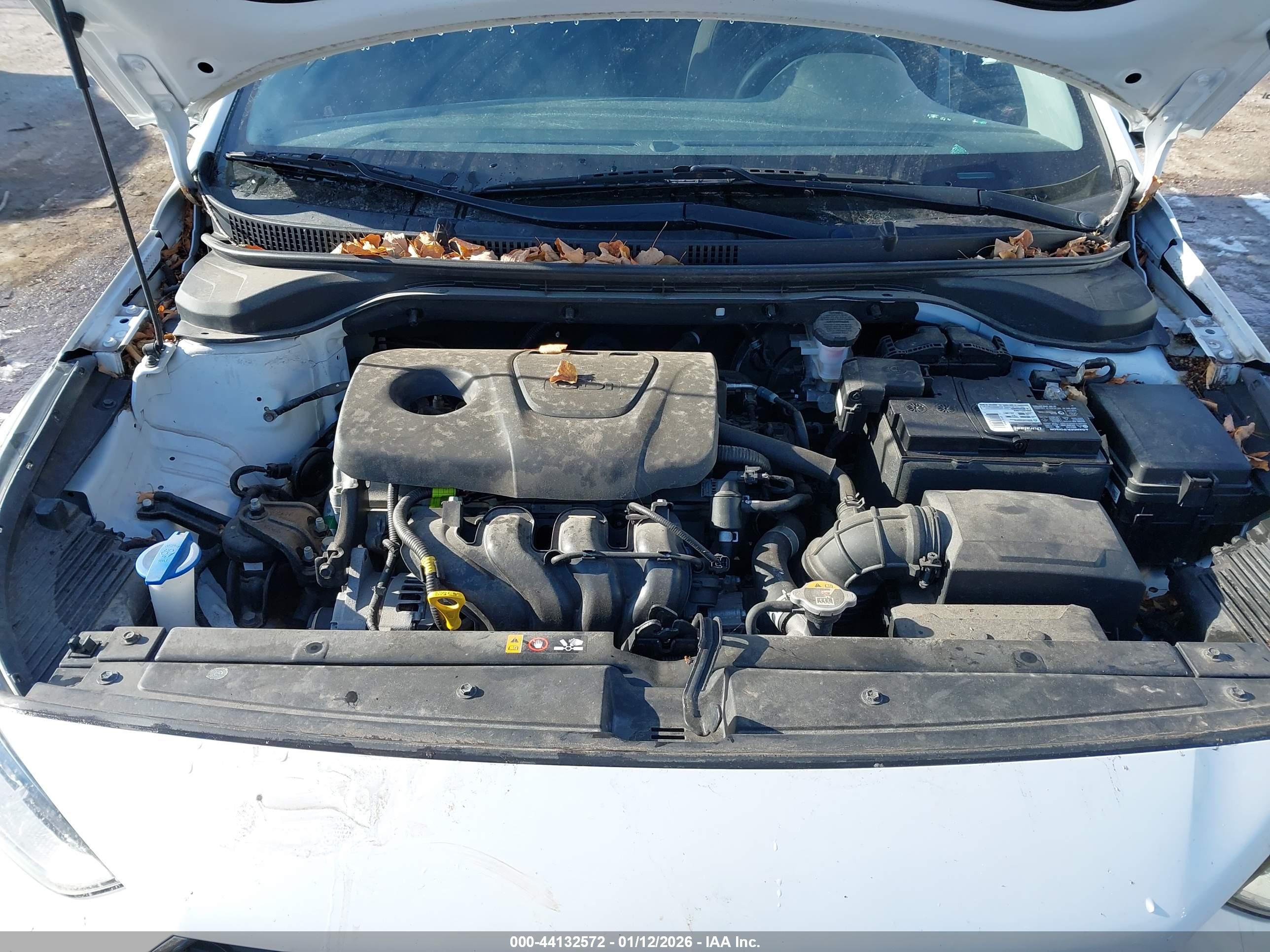 HYUNDAI ACCENT image 10