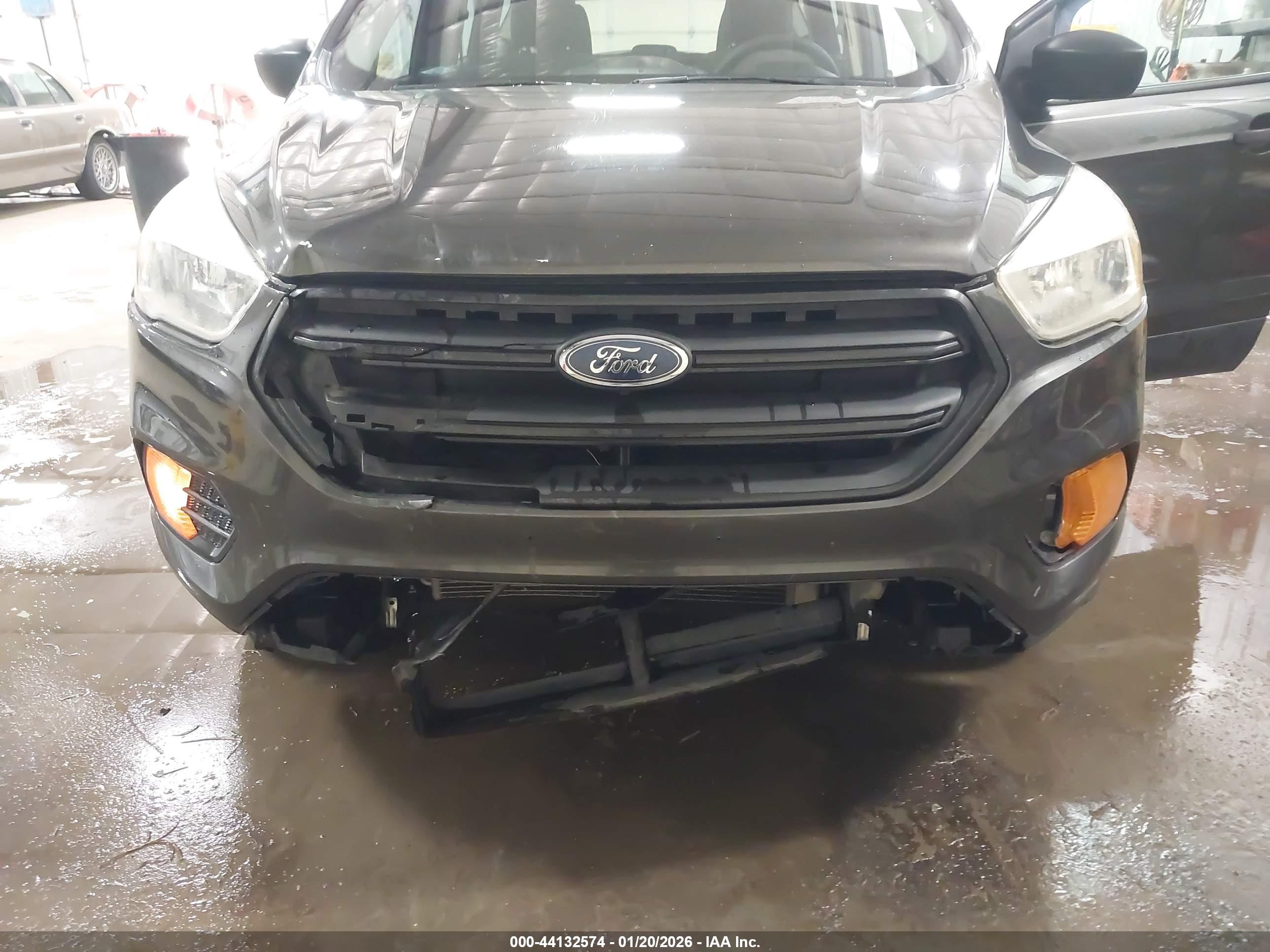 FORD ESCAPE image 6