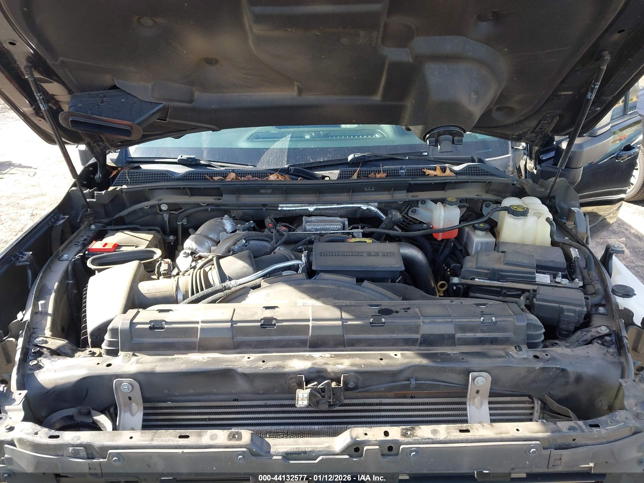 GMC SIERRA image 10