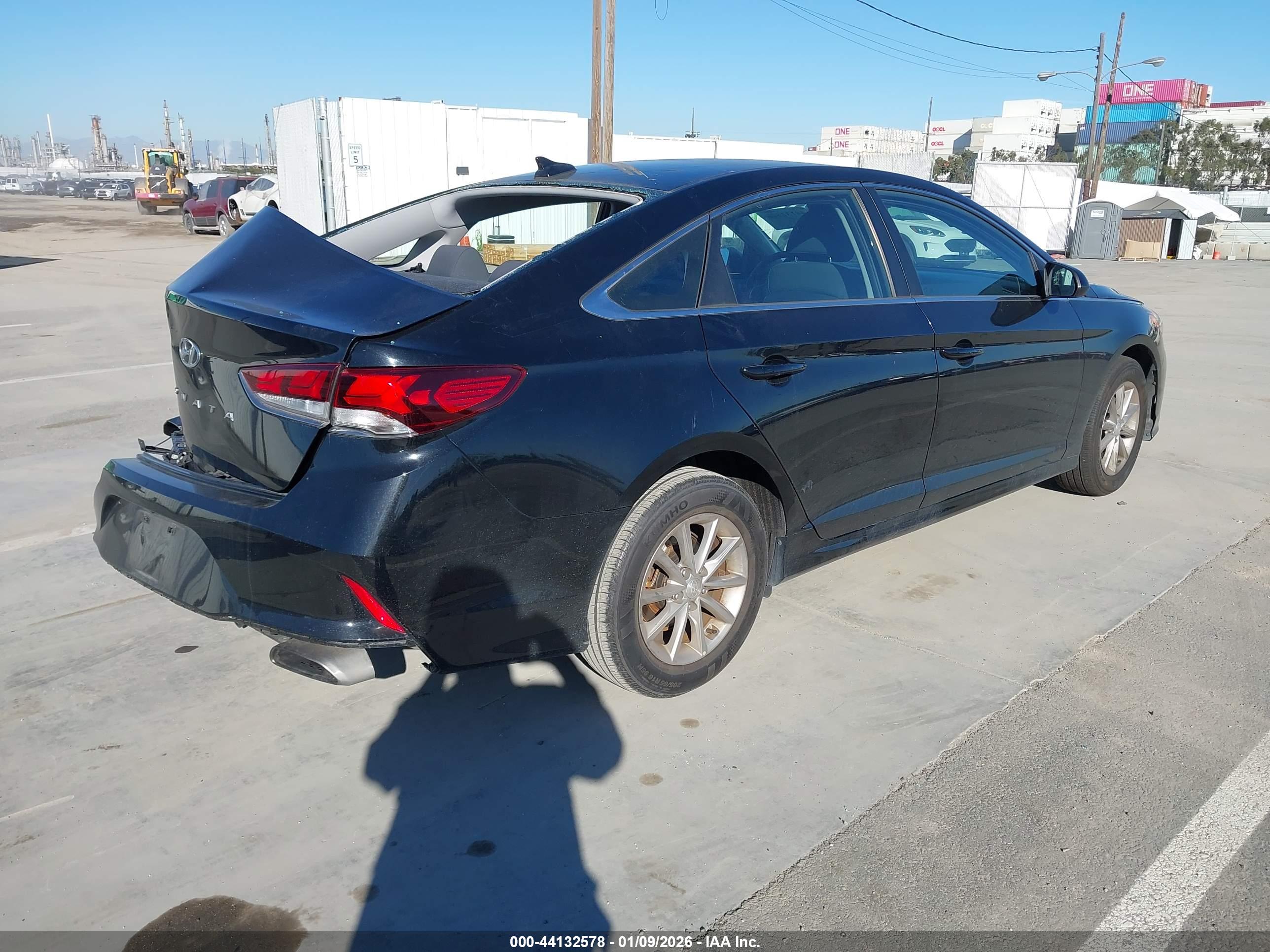HYUNDAI SONATA image 4