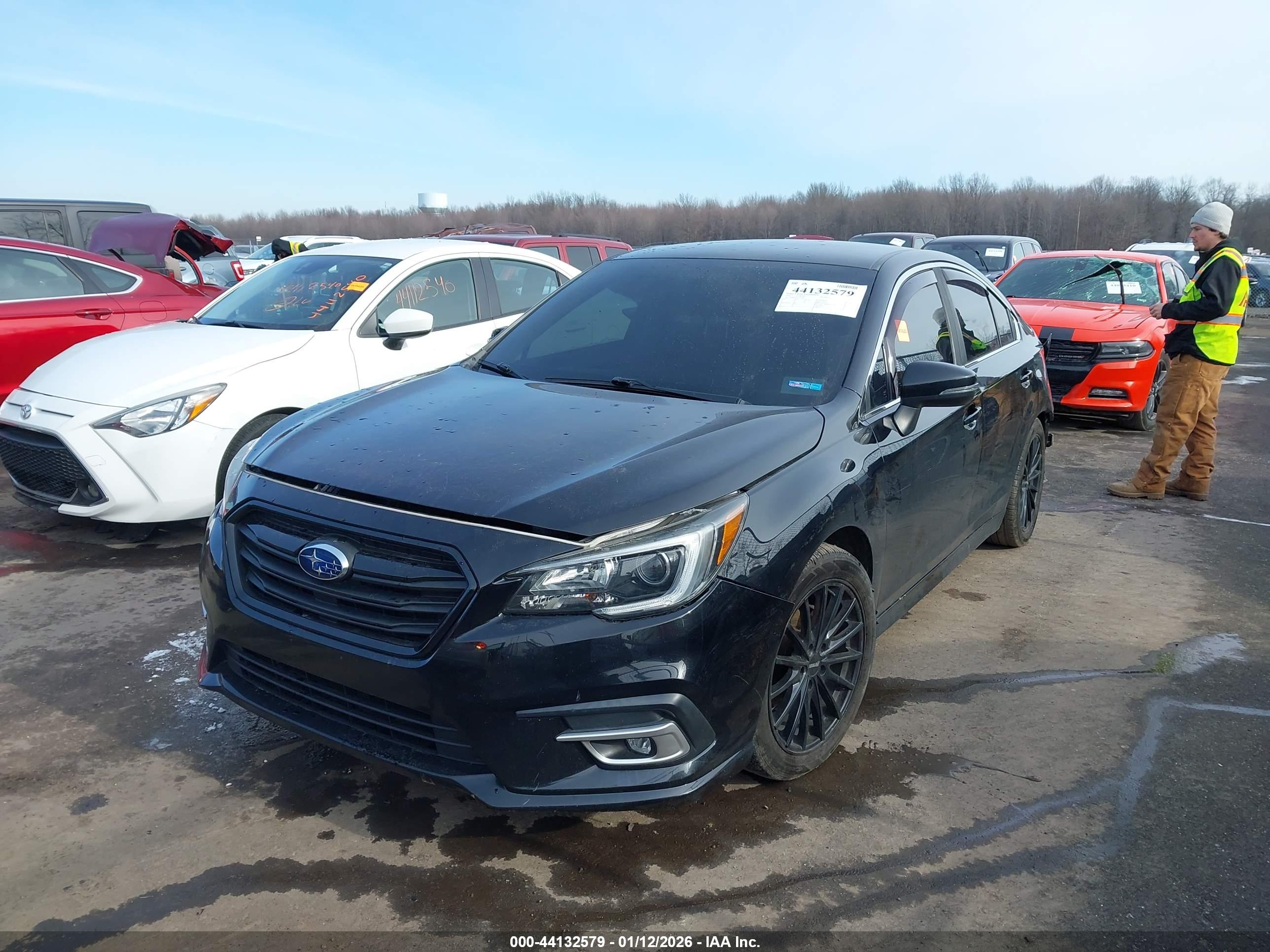 SUBARU LEGACY image 2