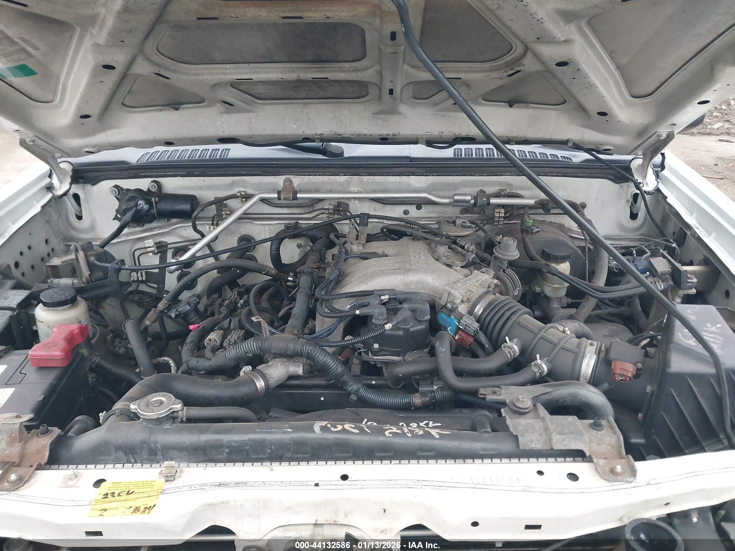 NISSAN FRONTIER image 10