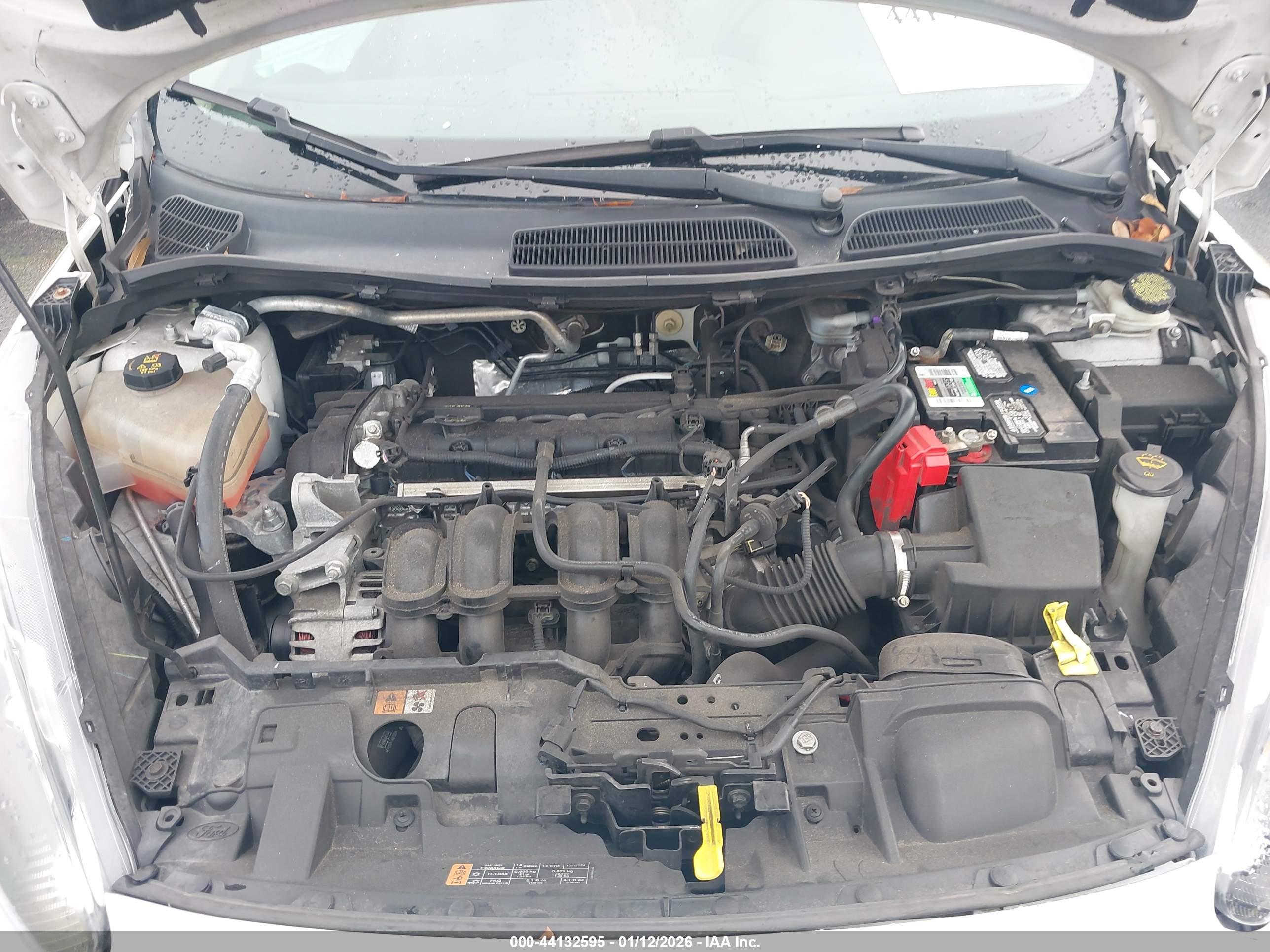 FORD FIESTA image 10